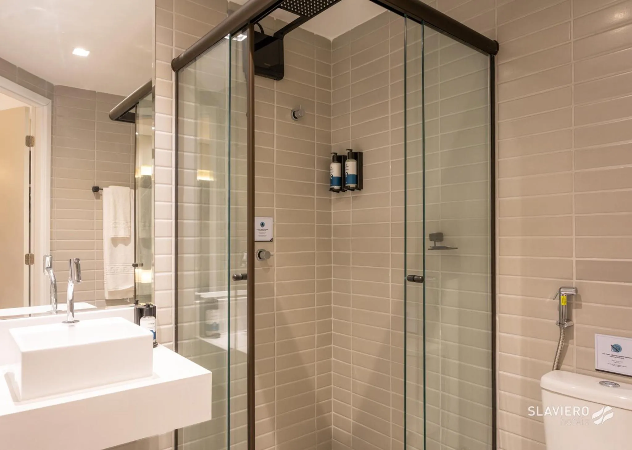 Toilet in Slaviero João Pessoa