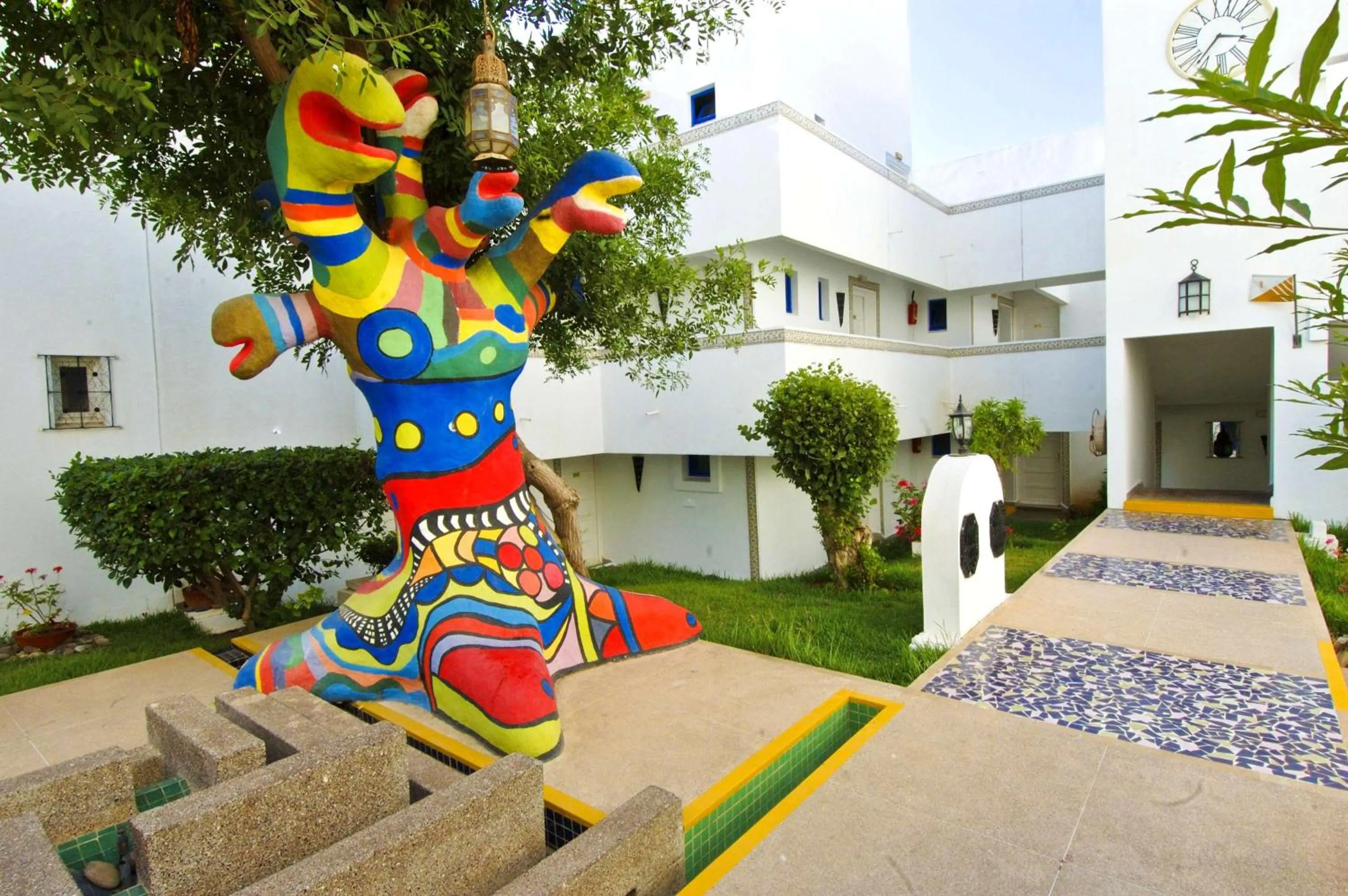 Property building in El Pueblo Tamlelt