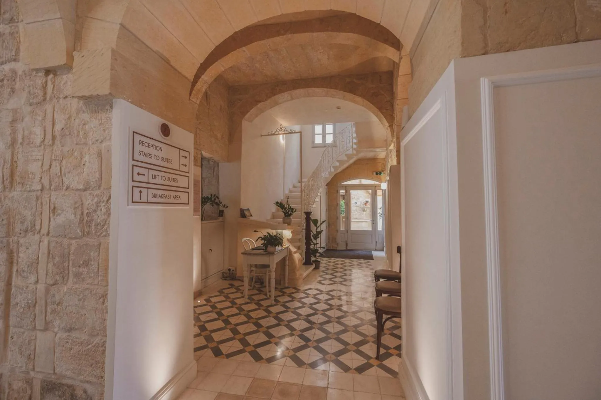 Lobby or reception in Maria Rosa Suites