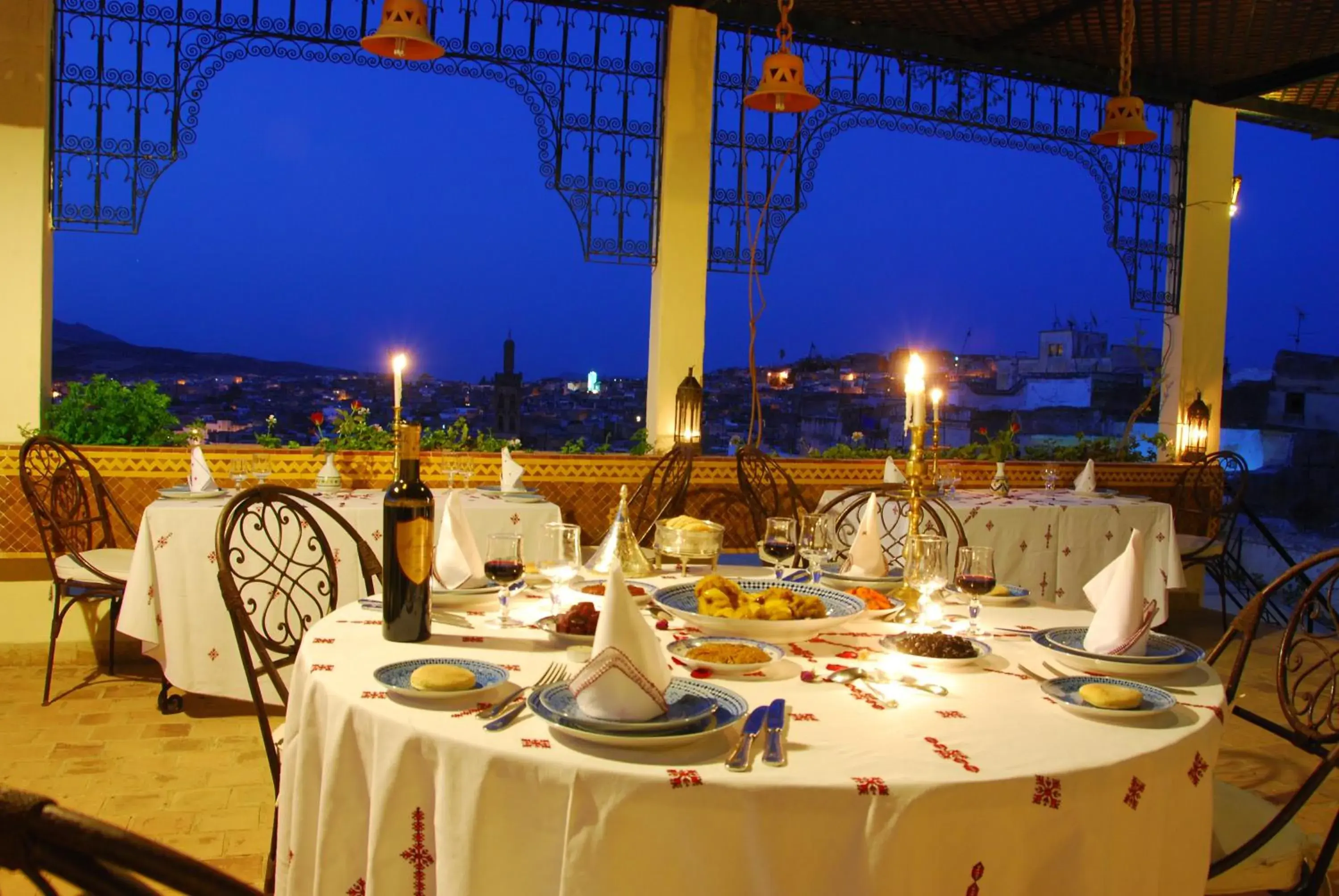 Restaurant/places to eat in Riad El Ghalia Restaurant/places to eat in Riad El Ghalia