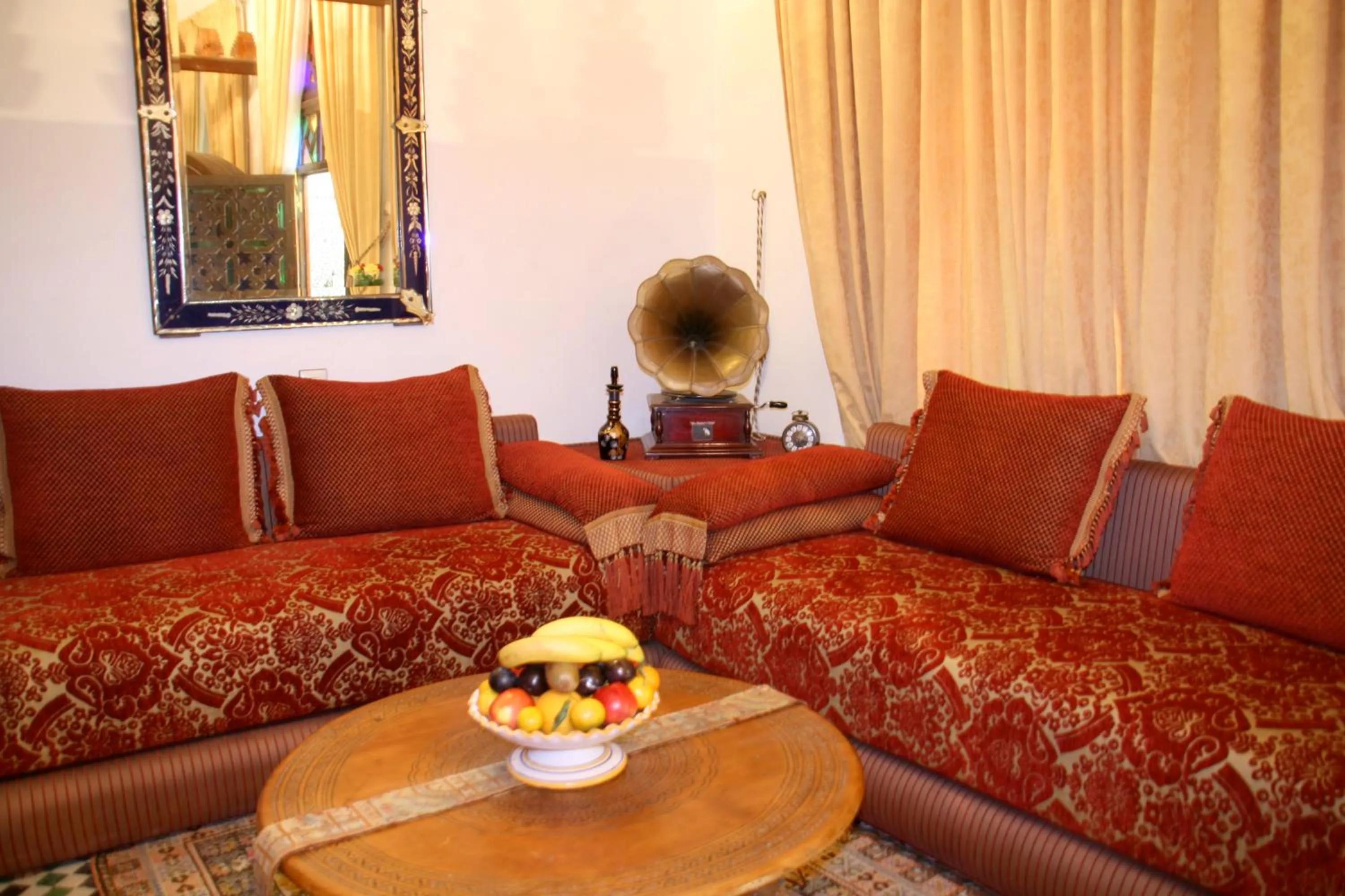Living room in Riad El Ghalia