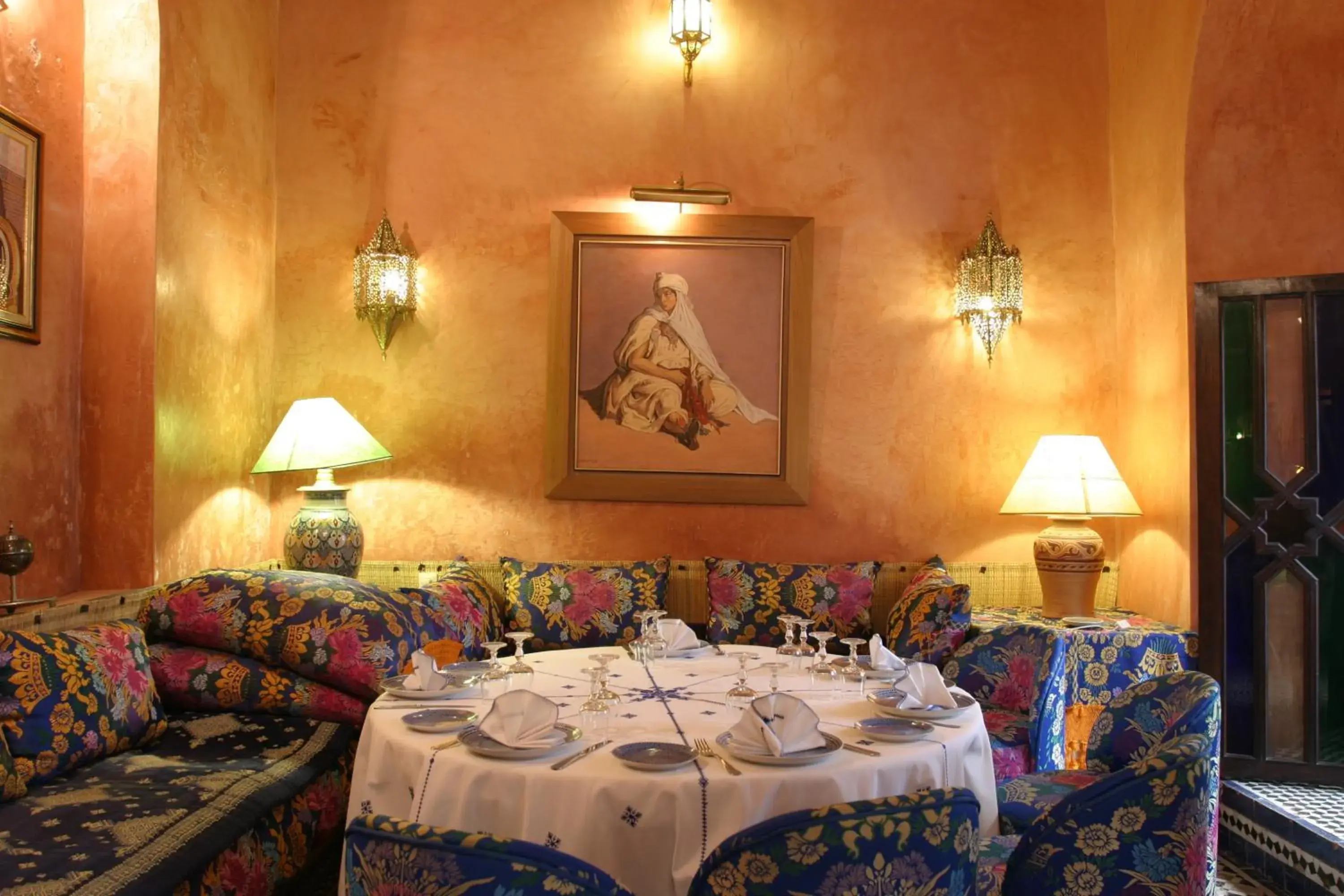 Restaurant/places to eat in Riad El Ghalia Restaurant/places to eat in Riad El Ghalia