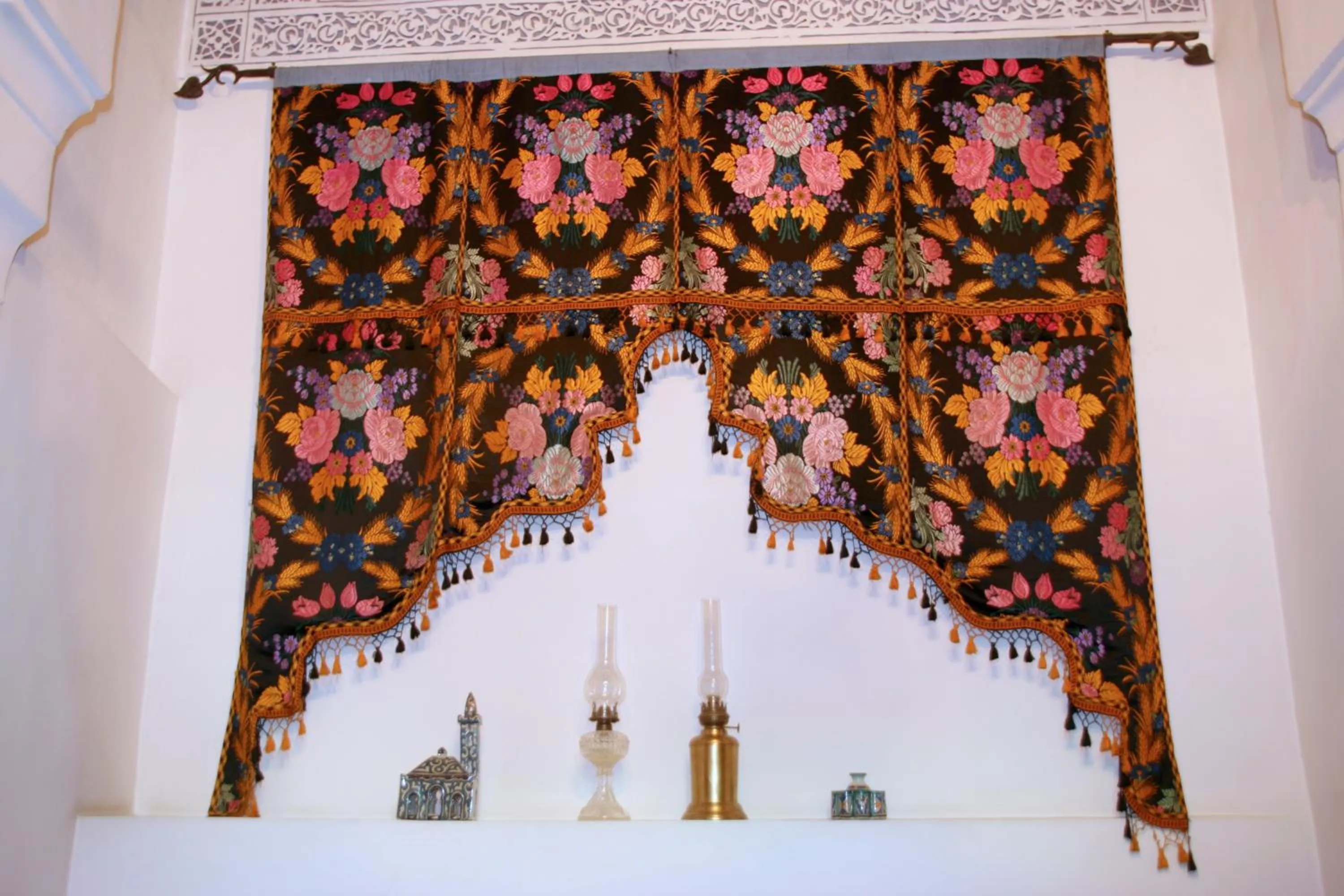 Living room in Riad El Ghalia