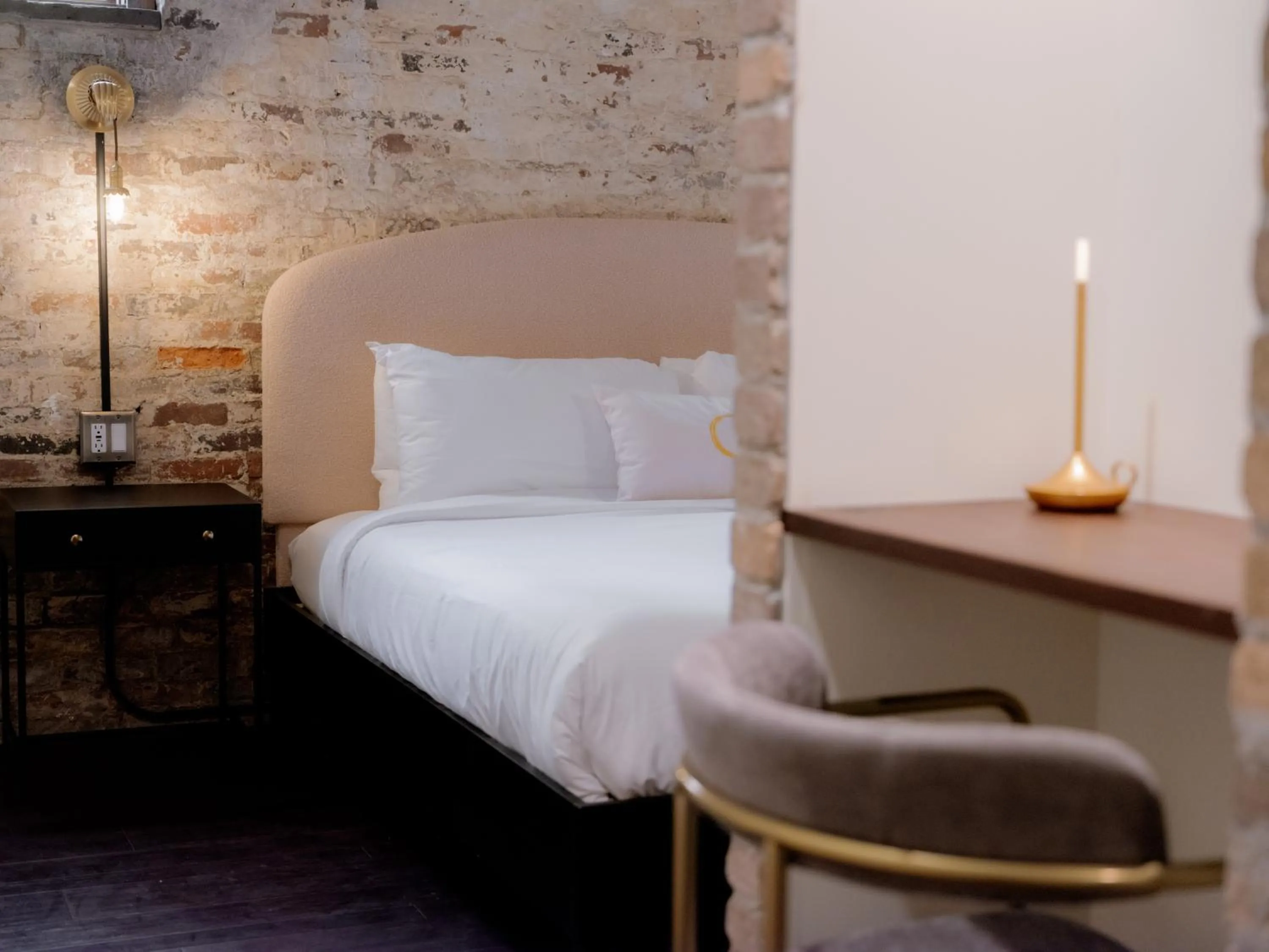 Bed in The Chandler Hotel