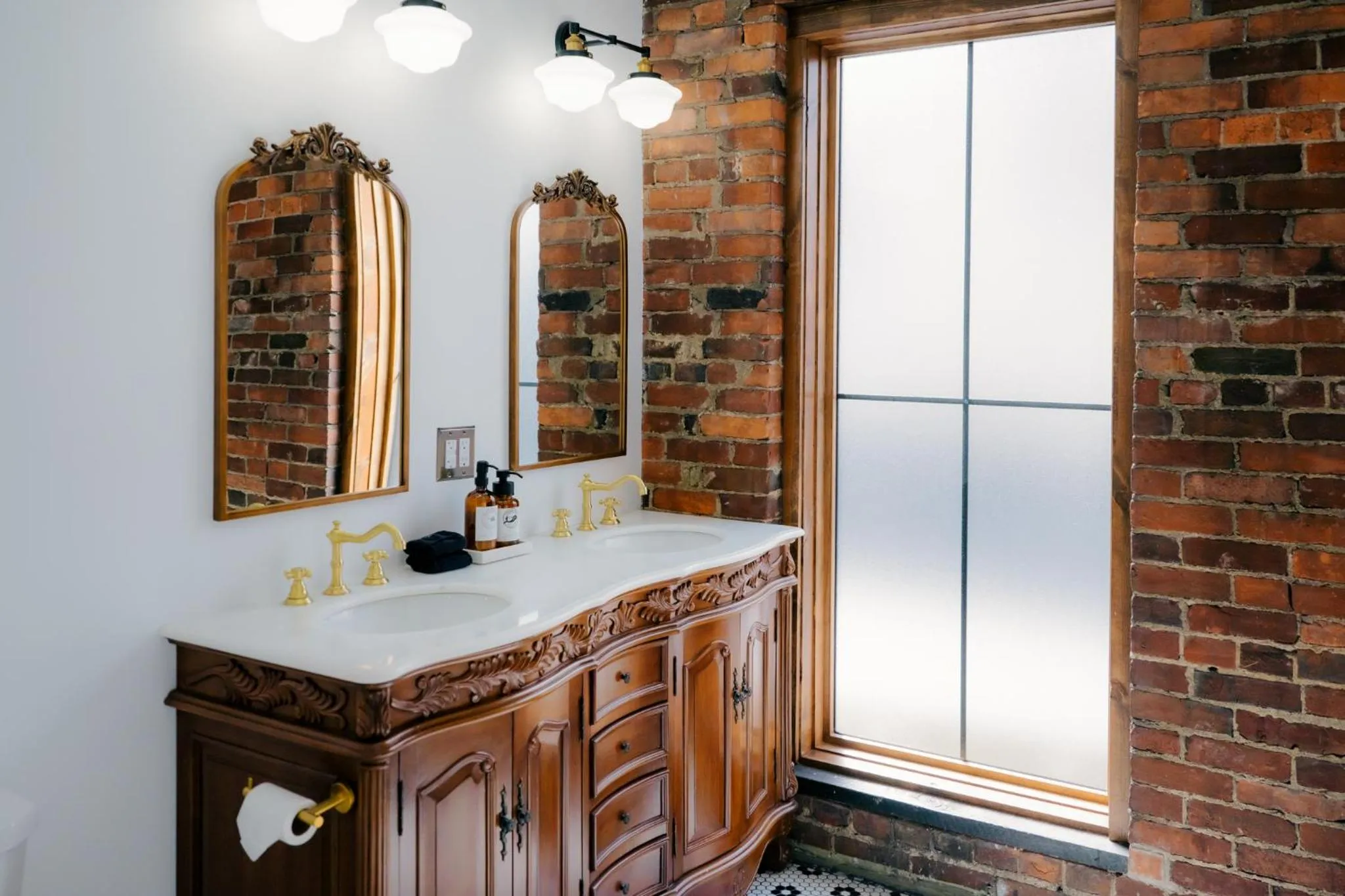Bathroom in The Chandler Hotel
