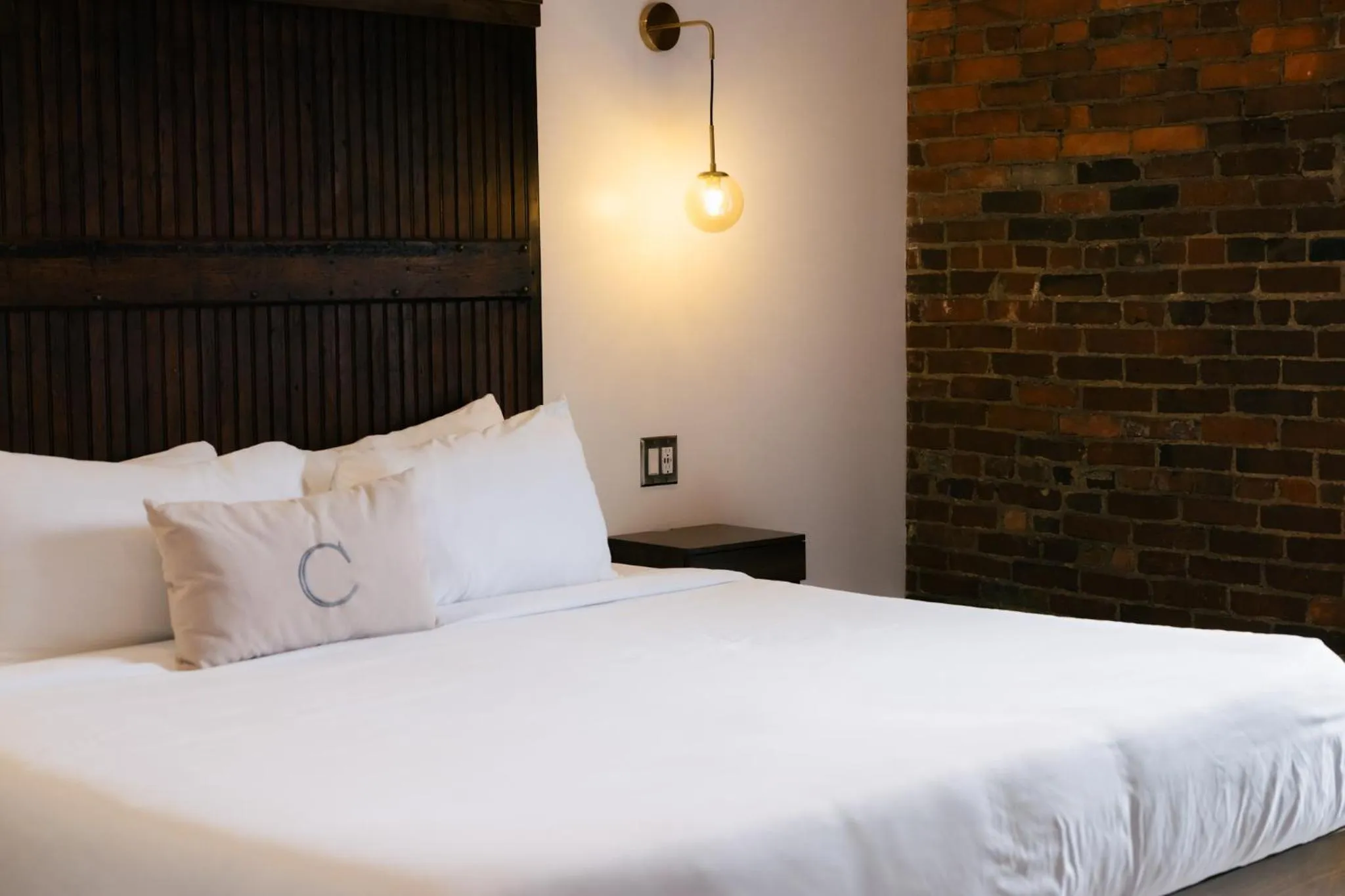 Bed in The Chandler Hotel