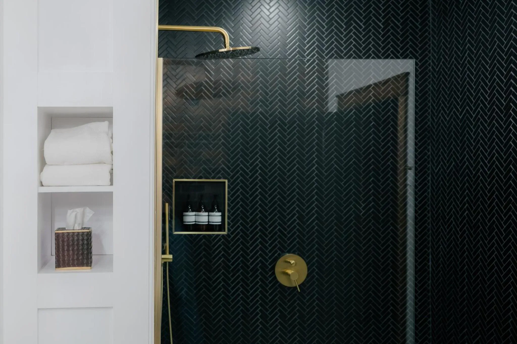 Shower in The Chandler Hotel