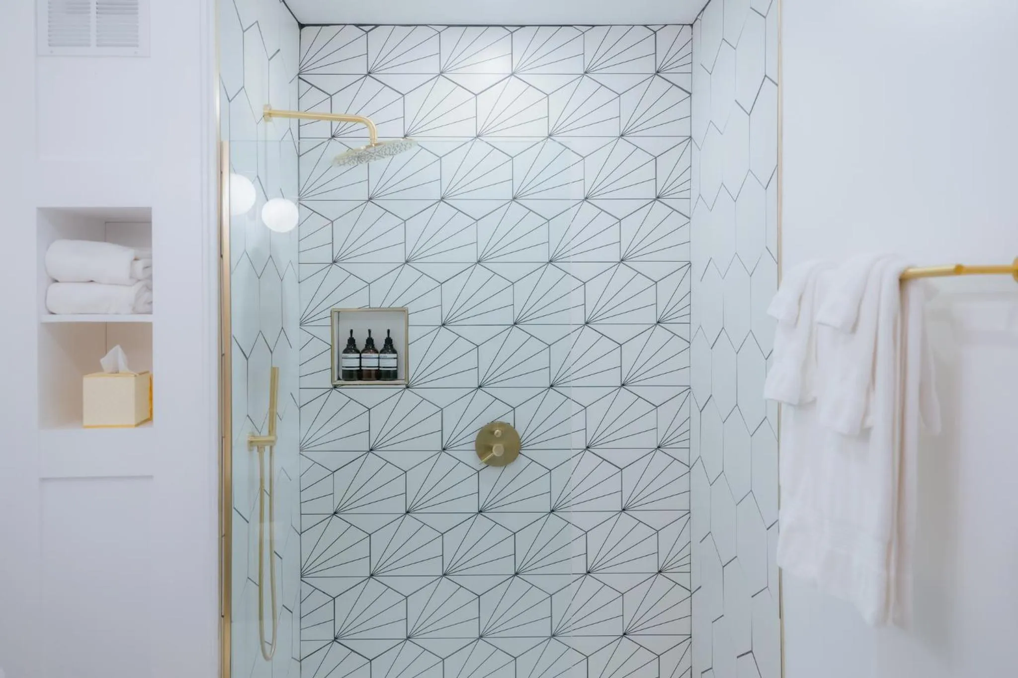 Shower in The Chandler Hotel