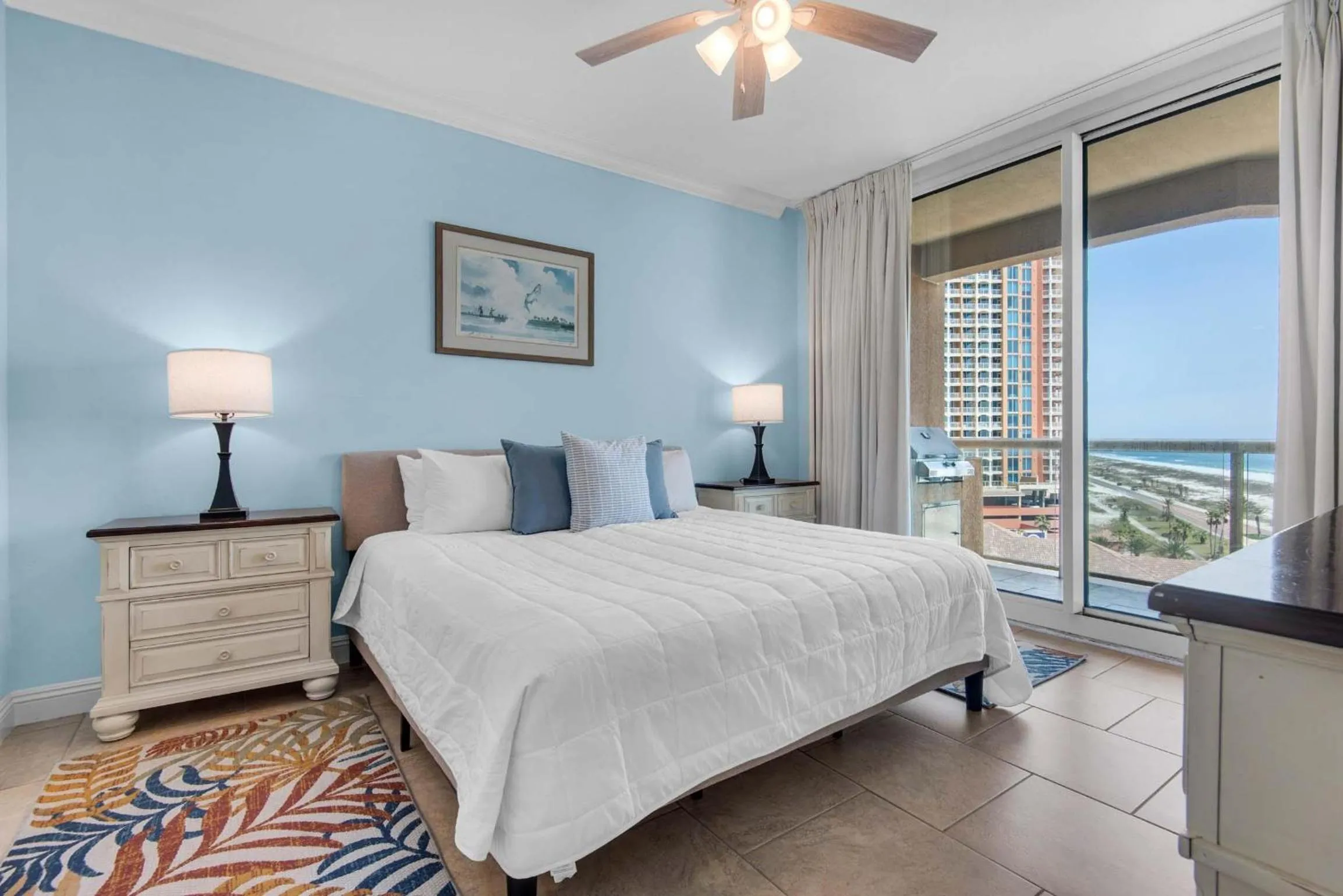 Bed in Portofino Island Resort 1- 809