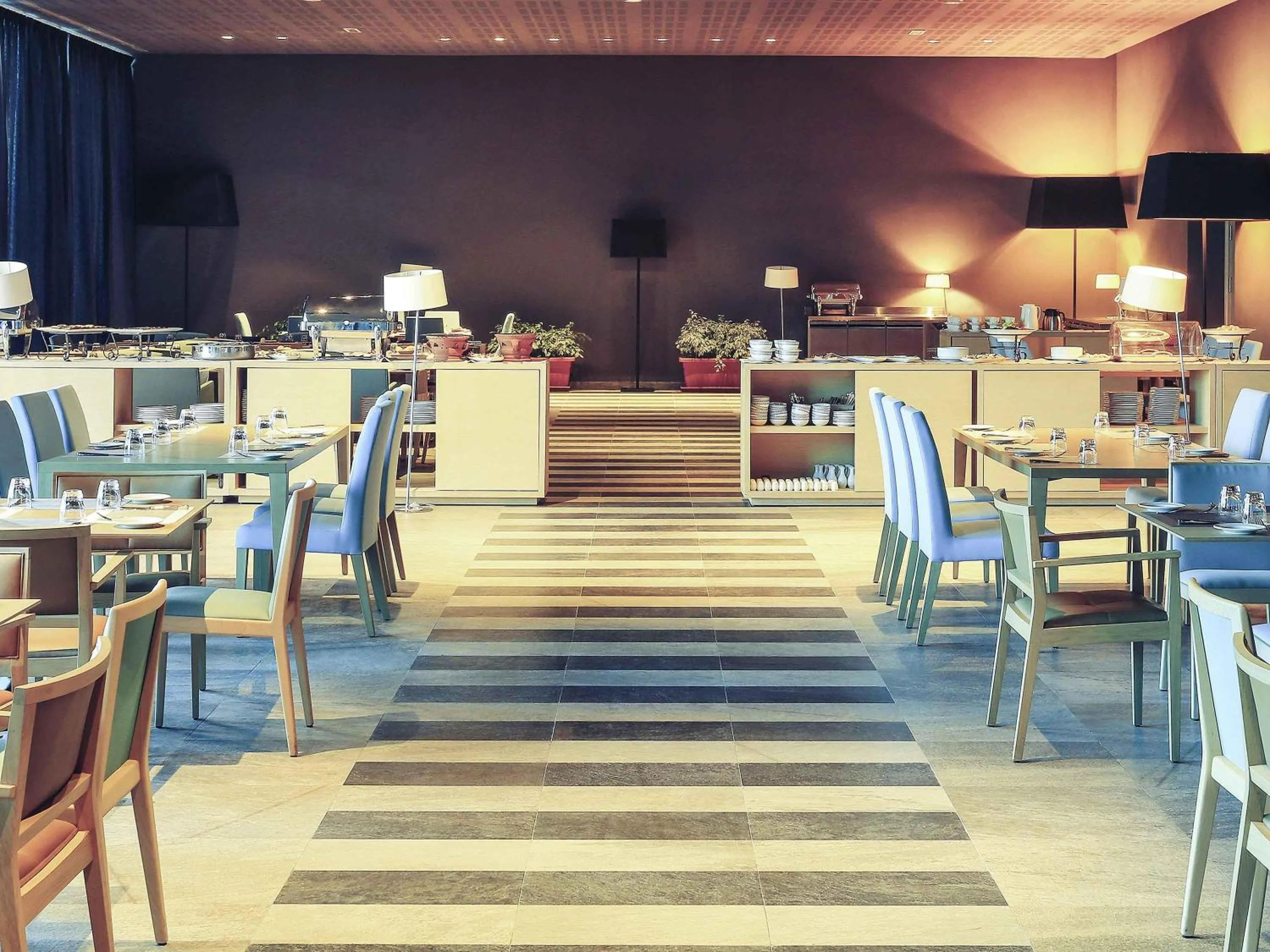 Restaurant/places to eat in Mercure Nador Rif