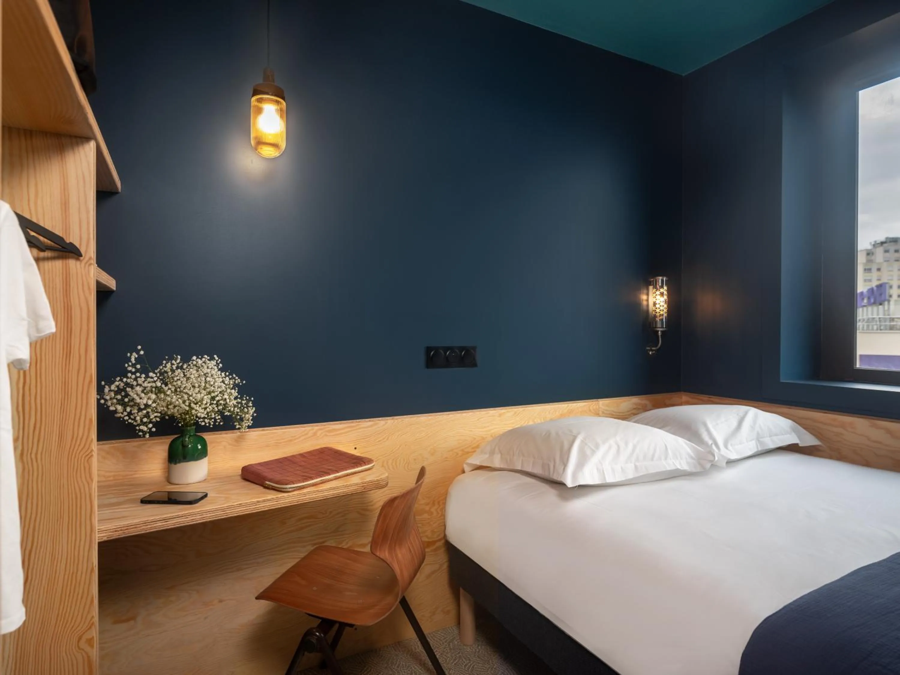 Bed in Eklo Hotels Paris Porte de Versailles