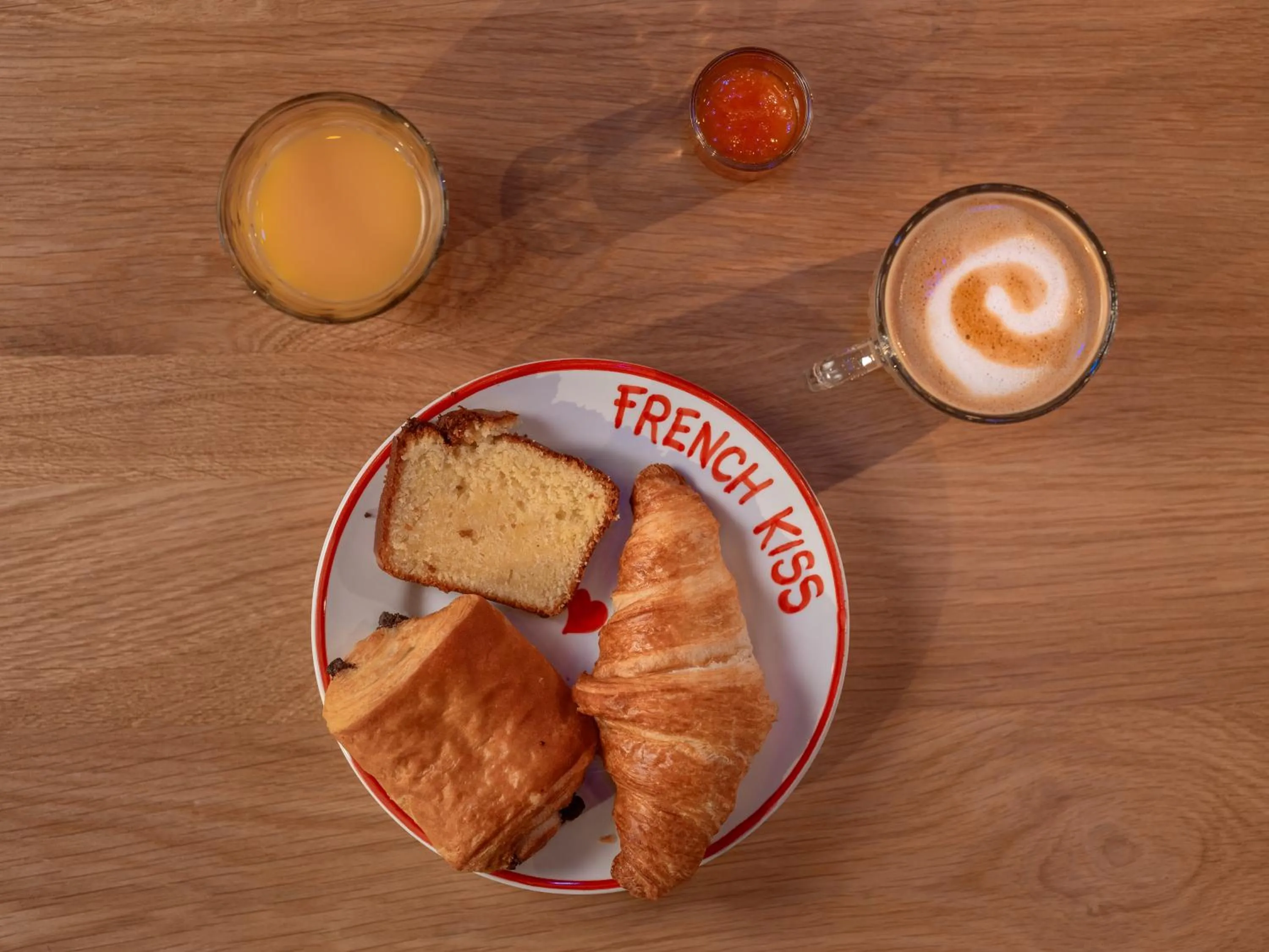 Food and drinks in Eklo Hotels Montpellier Centre Gare Saint-Roch