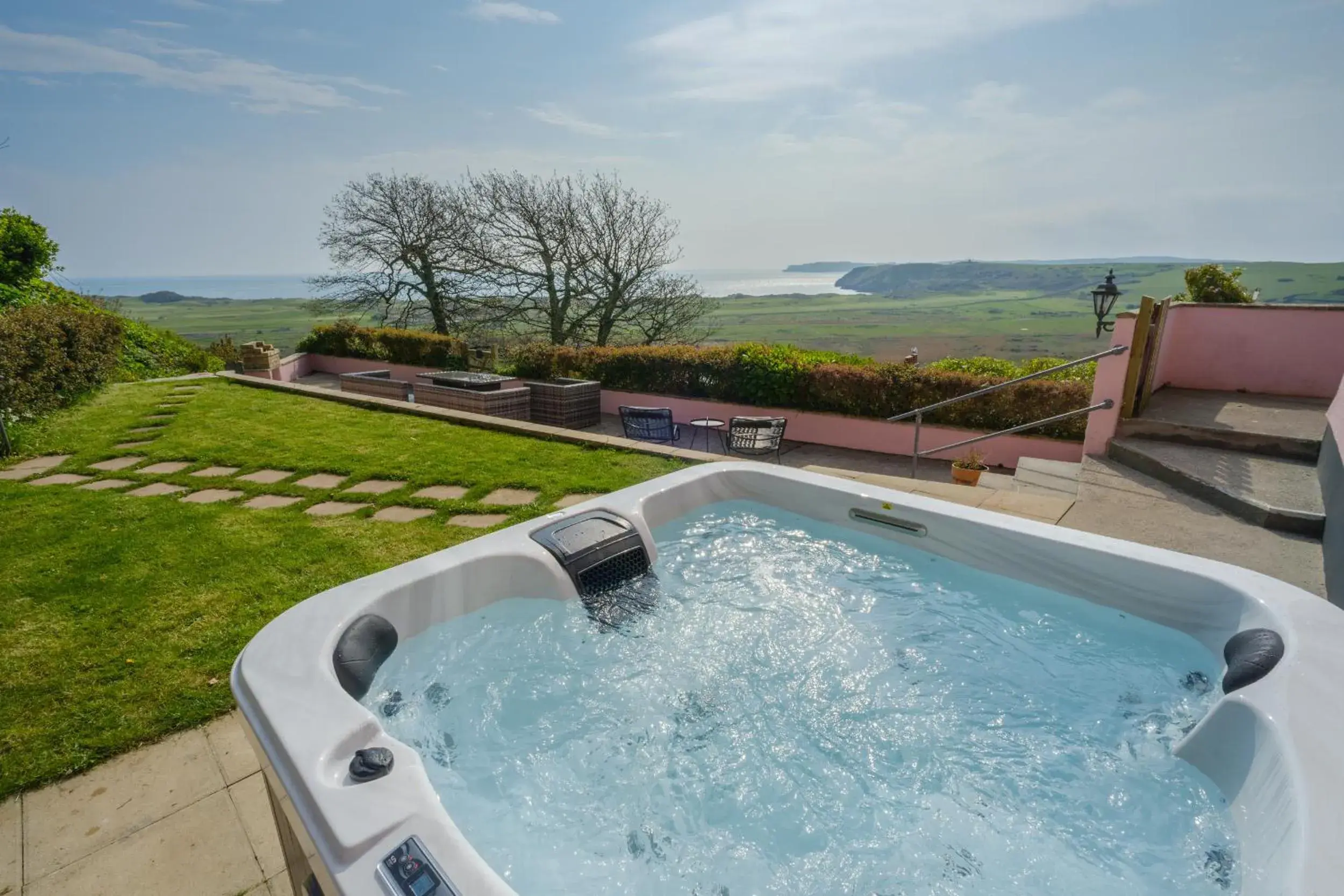 Priory Bay Escapes - Matahari Priory Bay Escapes - Matahari