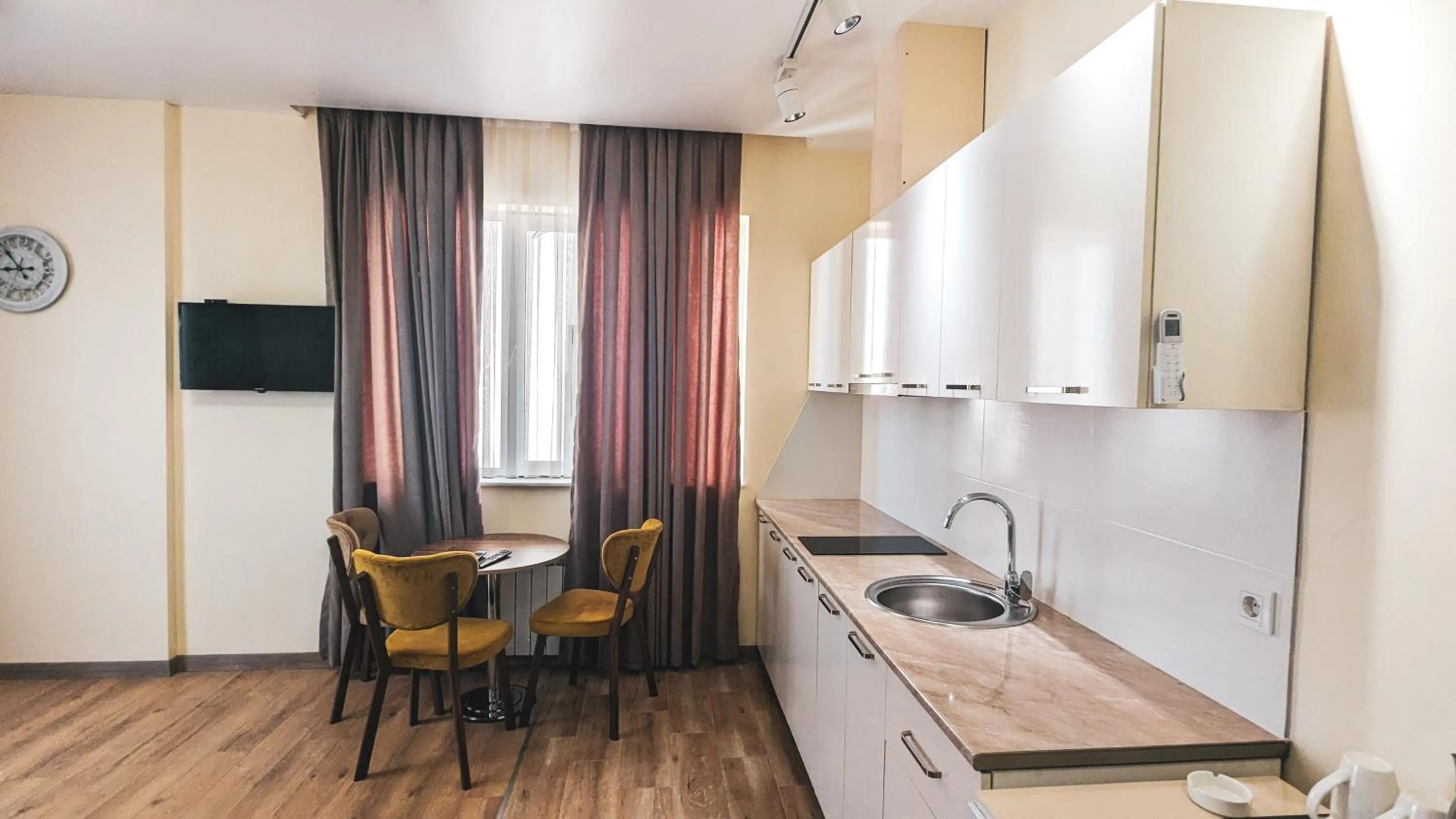 TV and multimedia in GG ApartHotel