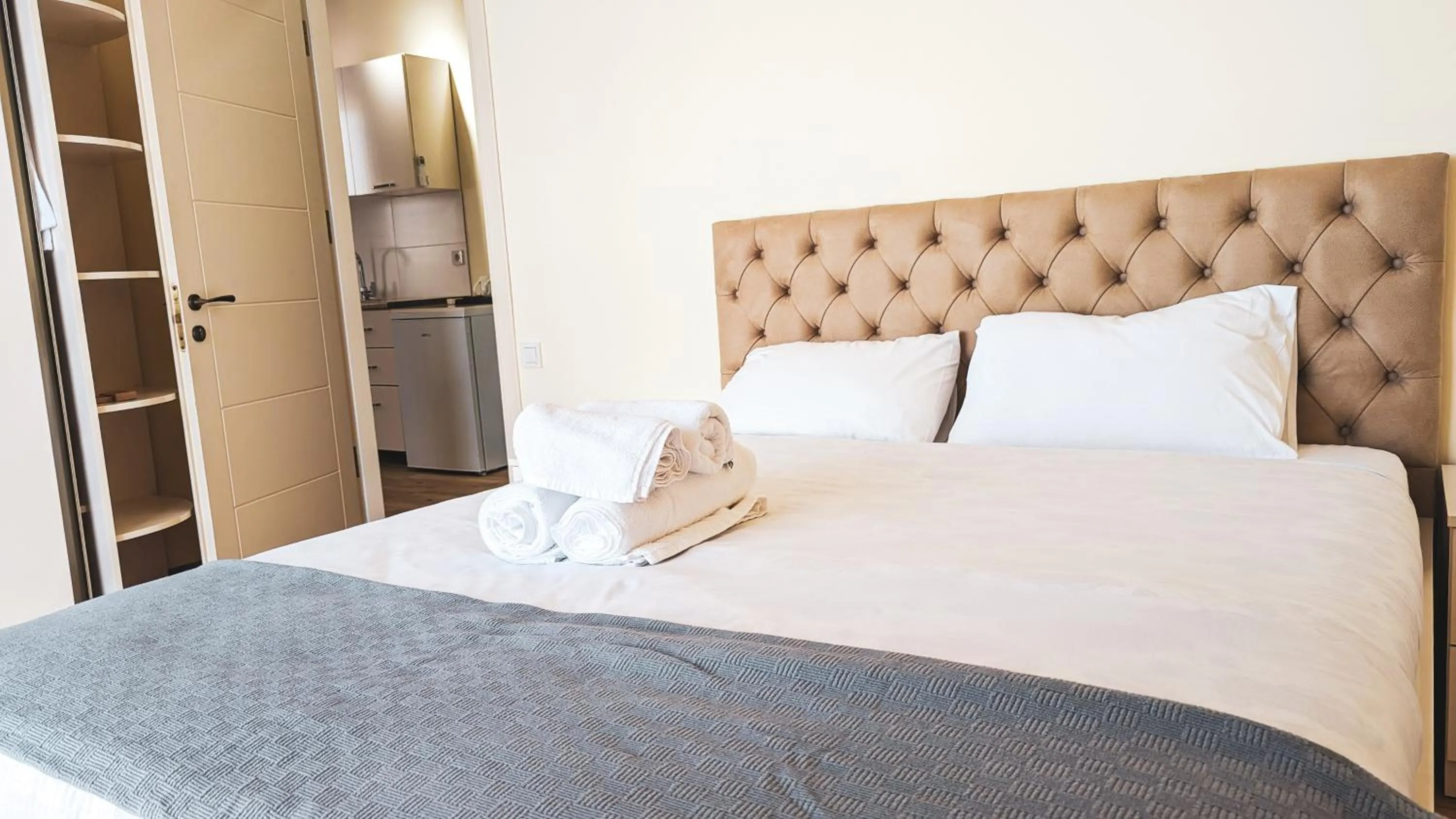 Bed in GG ApartHotel