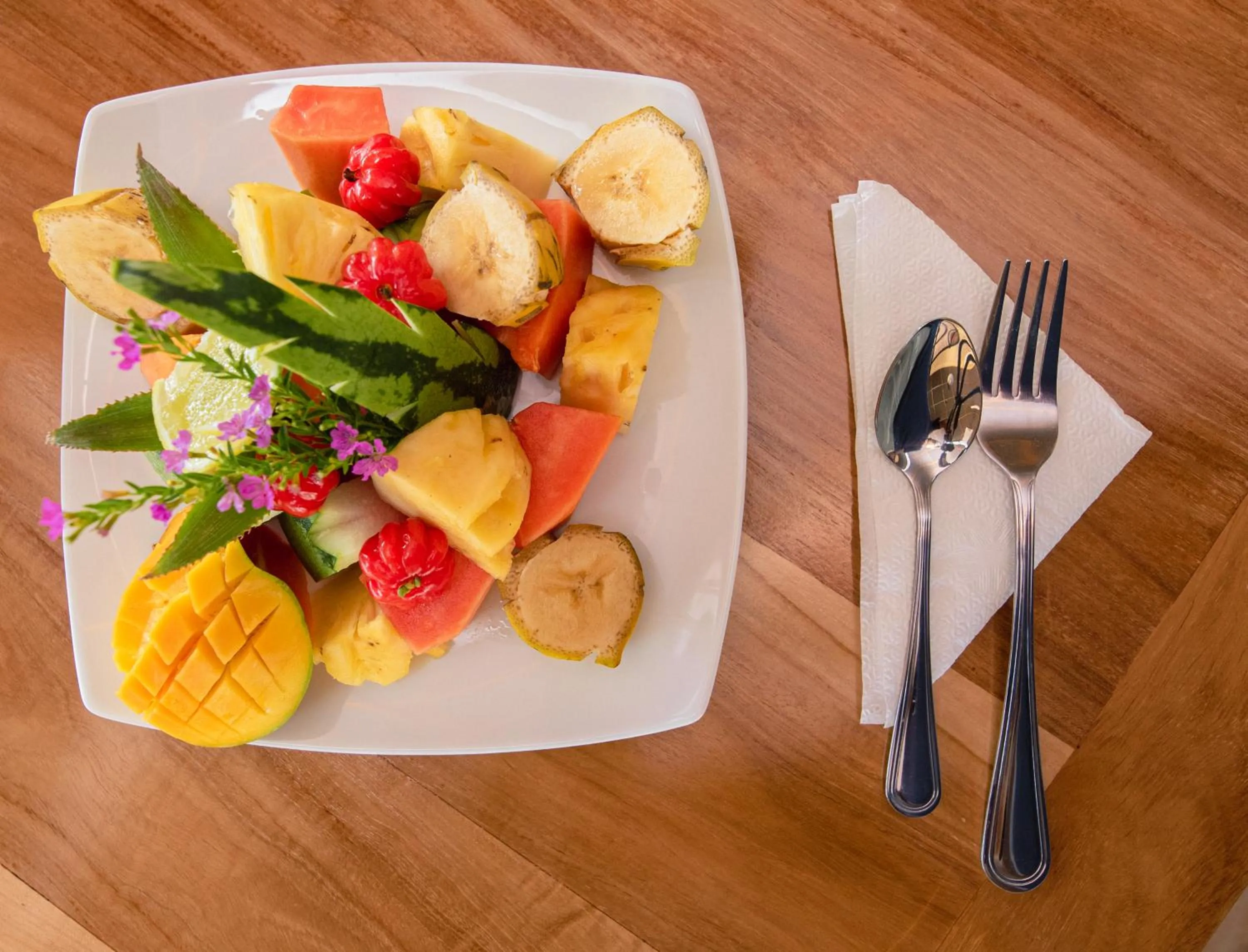 Food and drinks in The Cubes Ella
