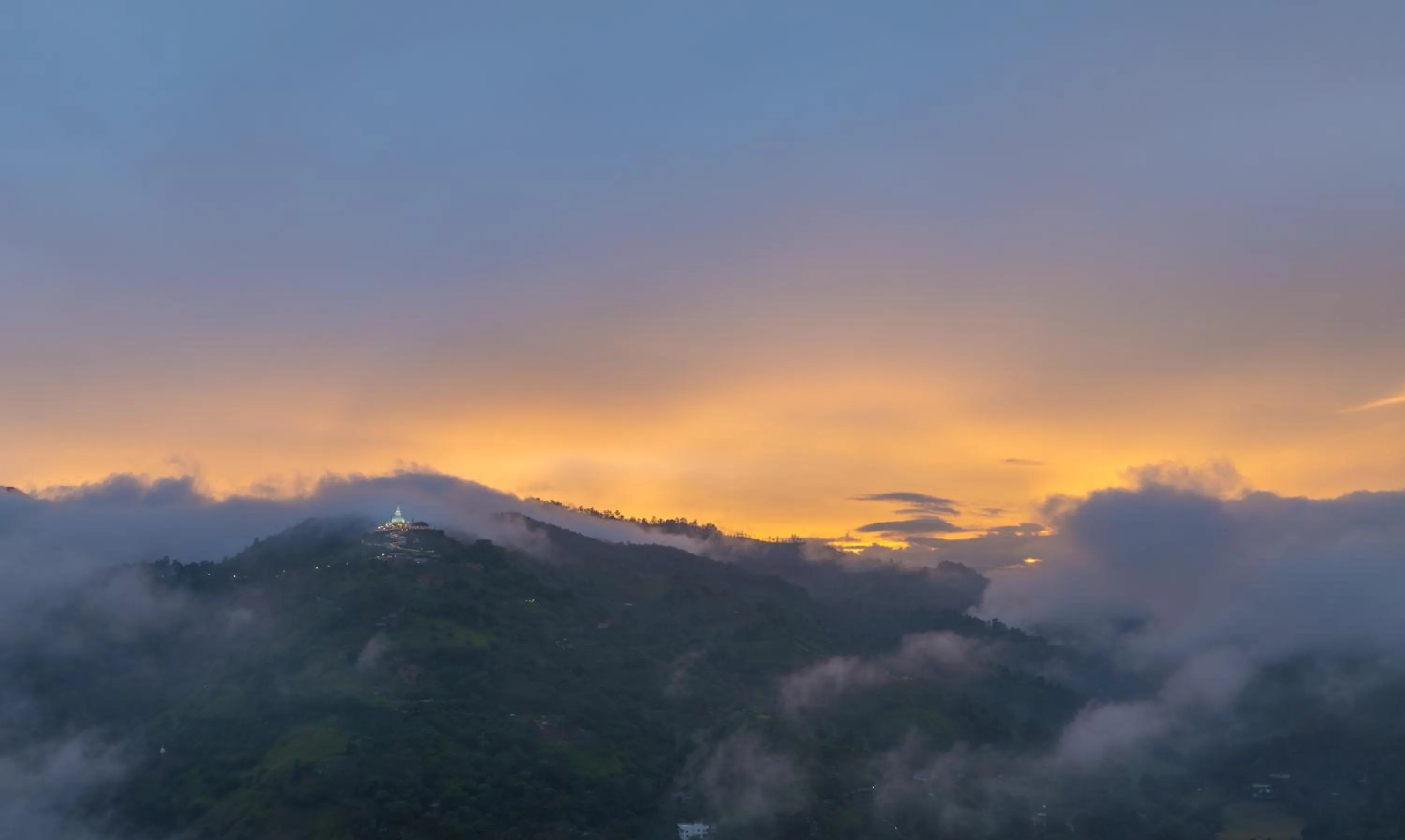 Mountain view in The Cubes Ella