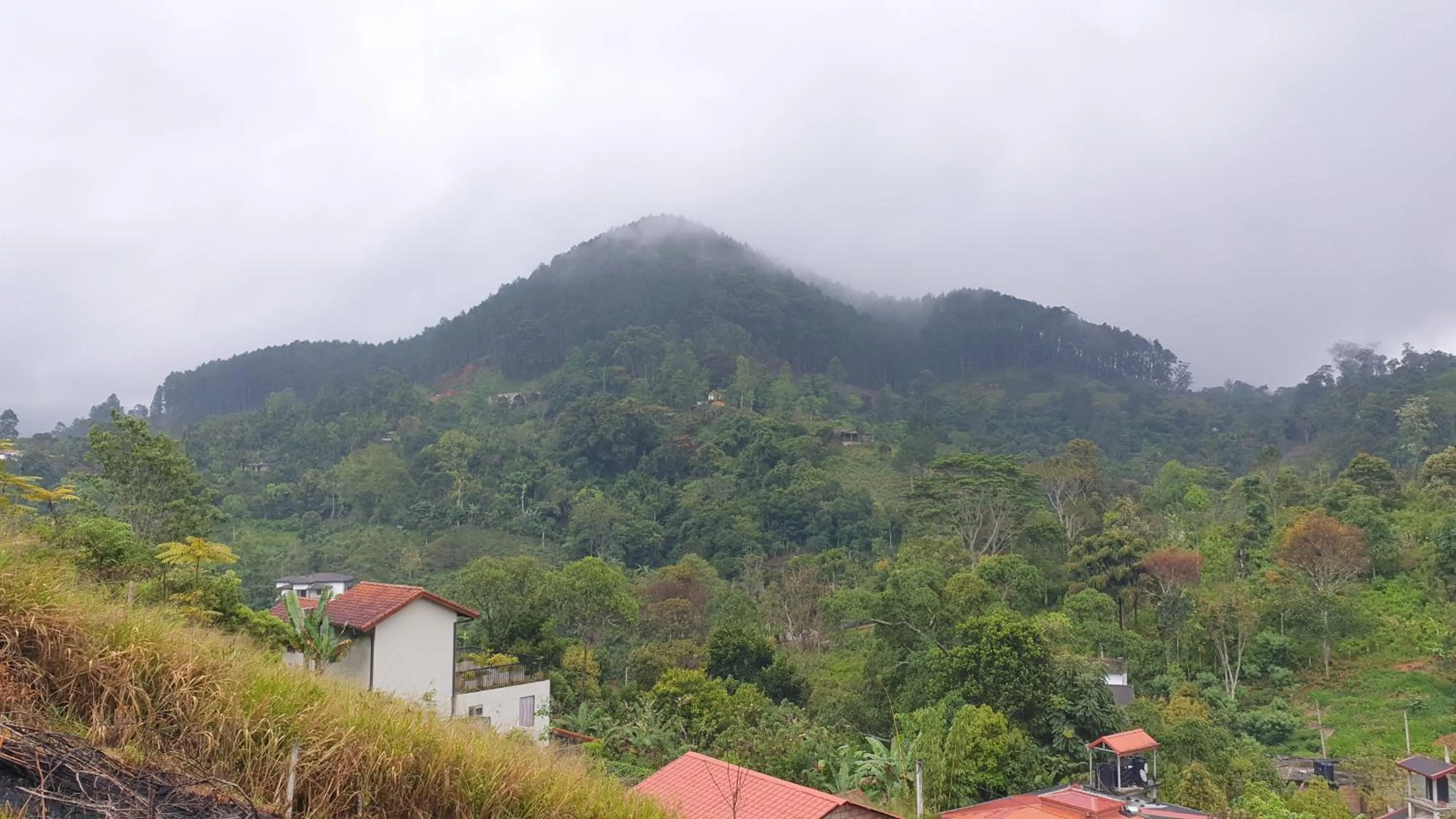 Mountain view in The Cubes Ella