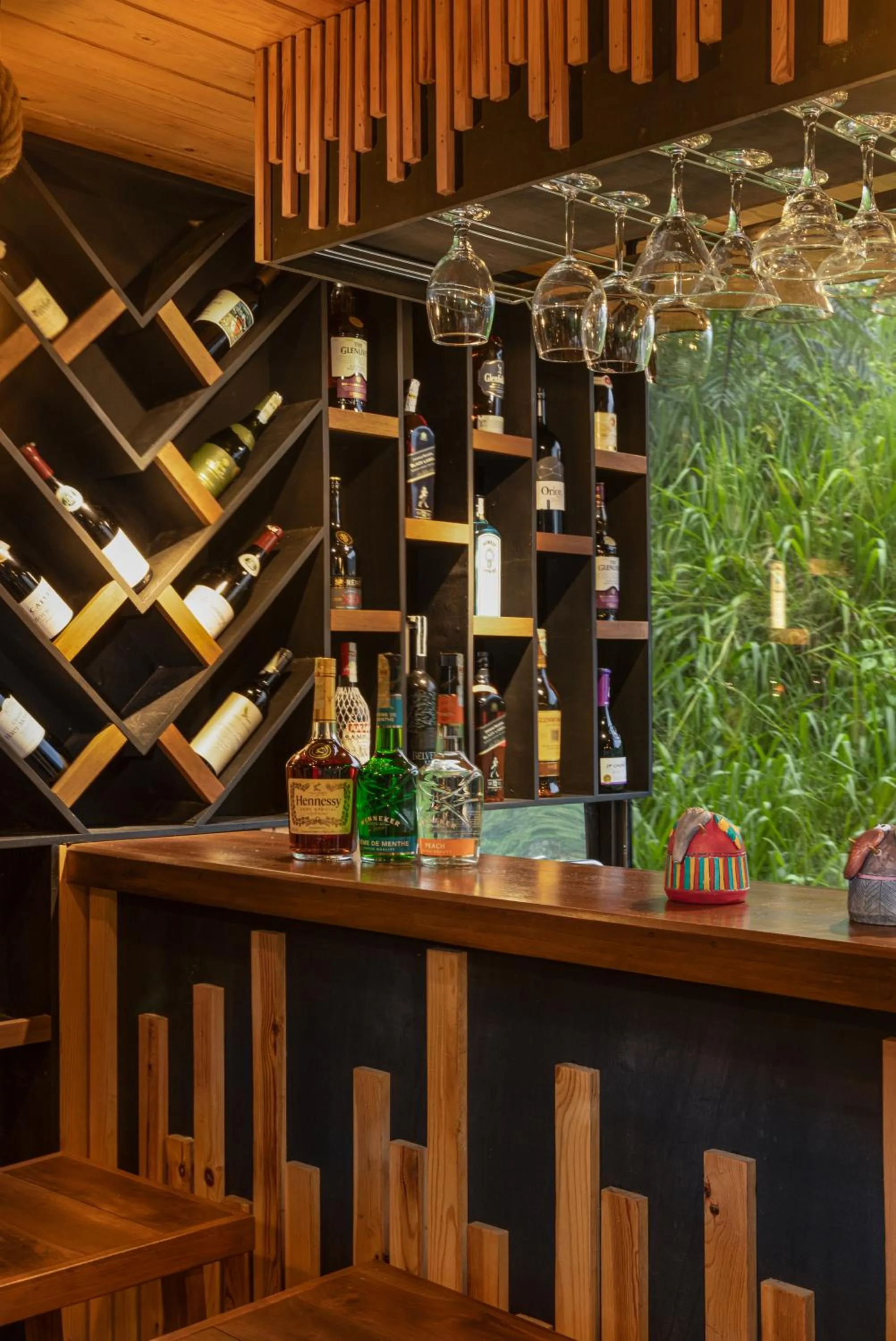 Restaurant/places to eat in The Cubes Ella