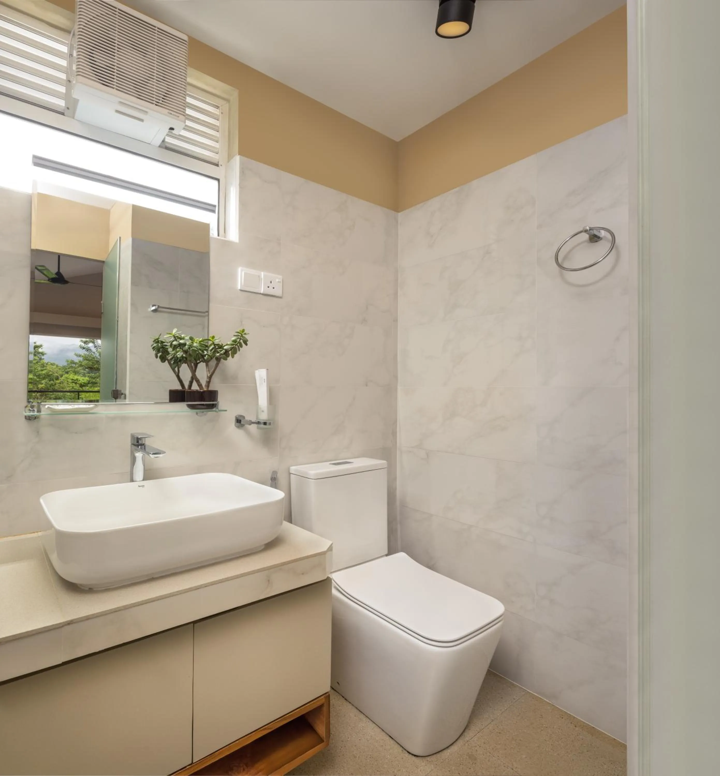 Bathroom in The Cubes Ella