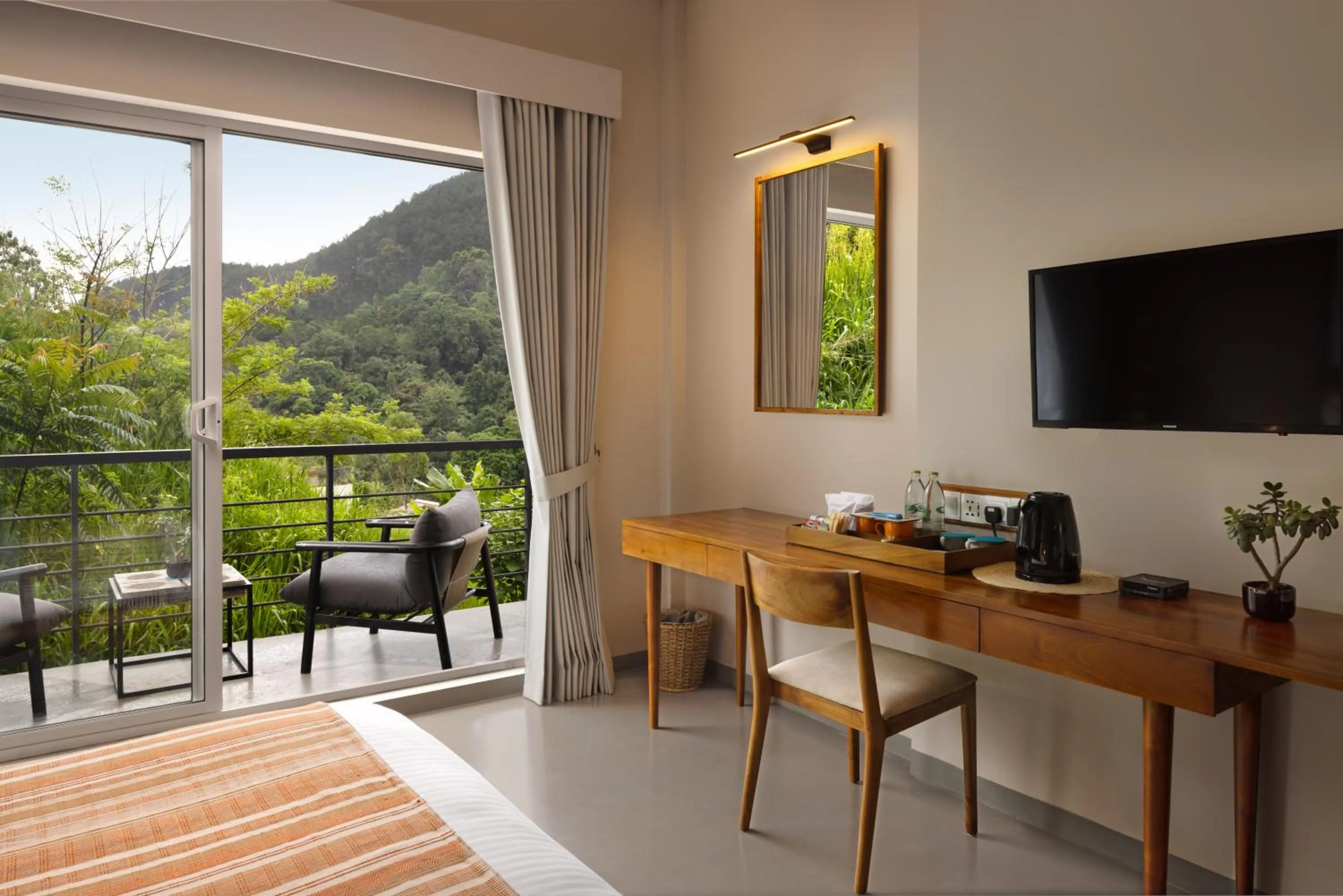 TV and multimedia in The Cubes Ella