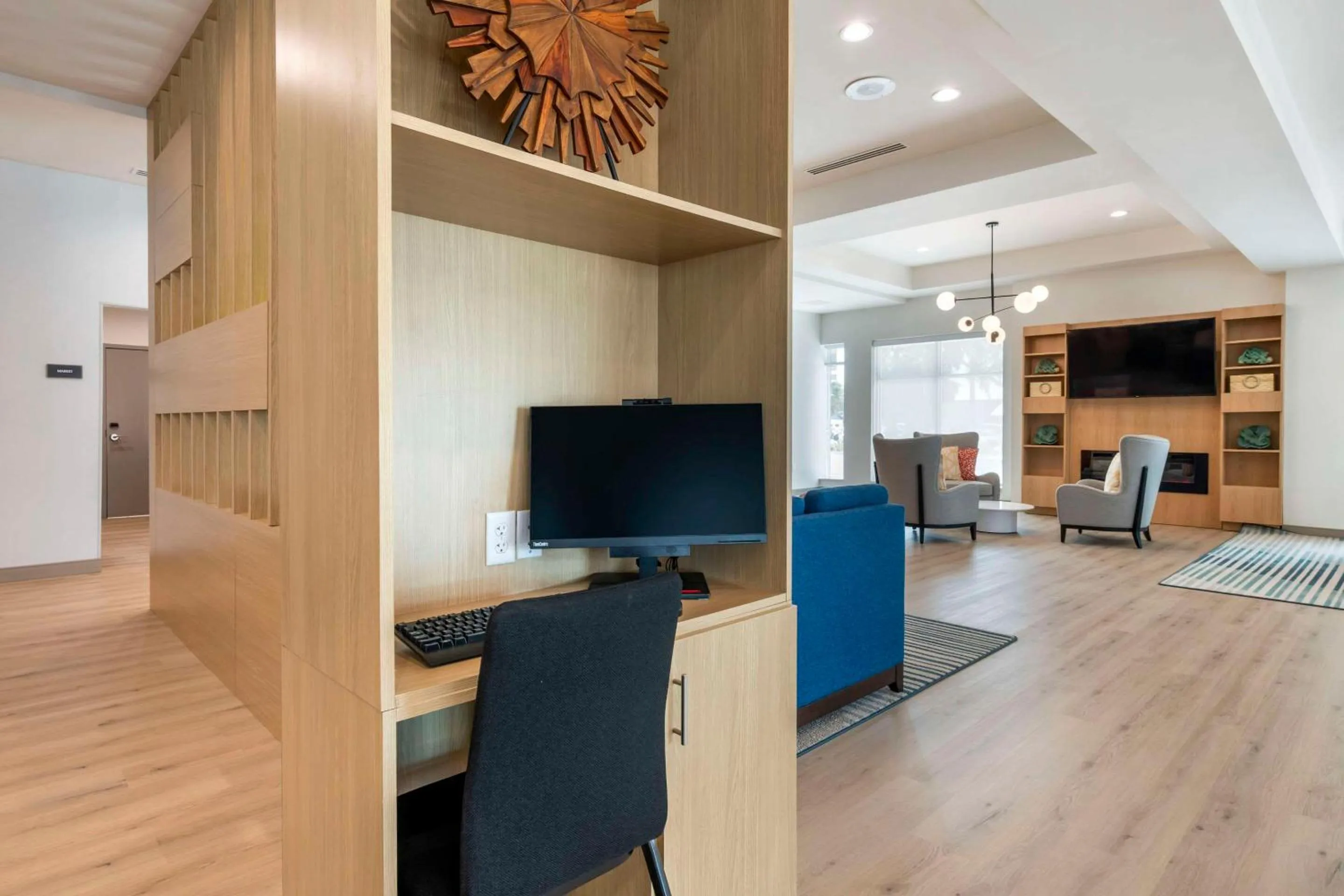 Business facilities in Comfort Suites St Augustine Historic District Area