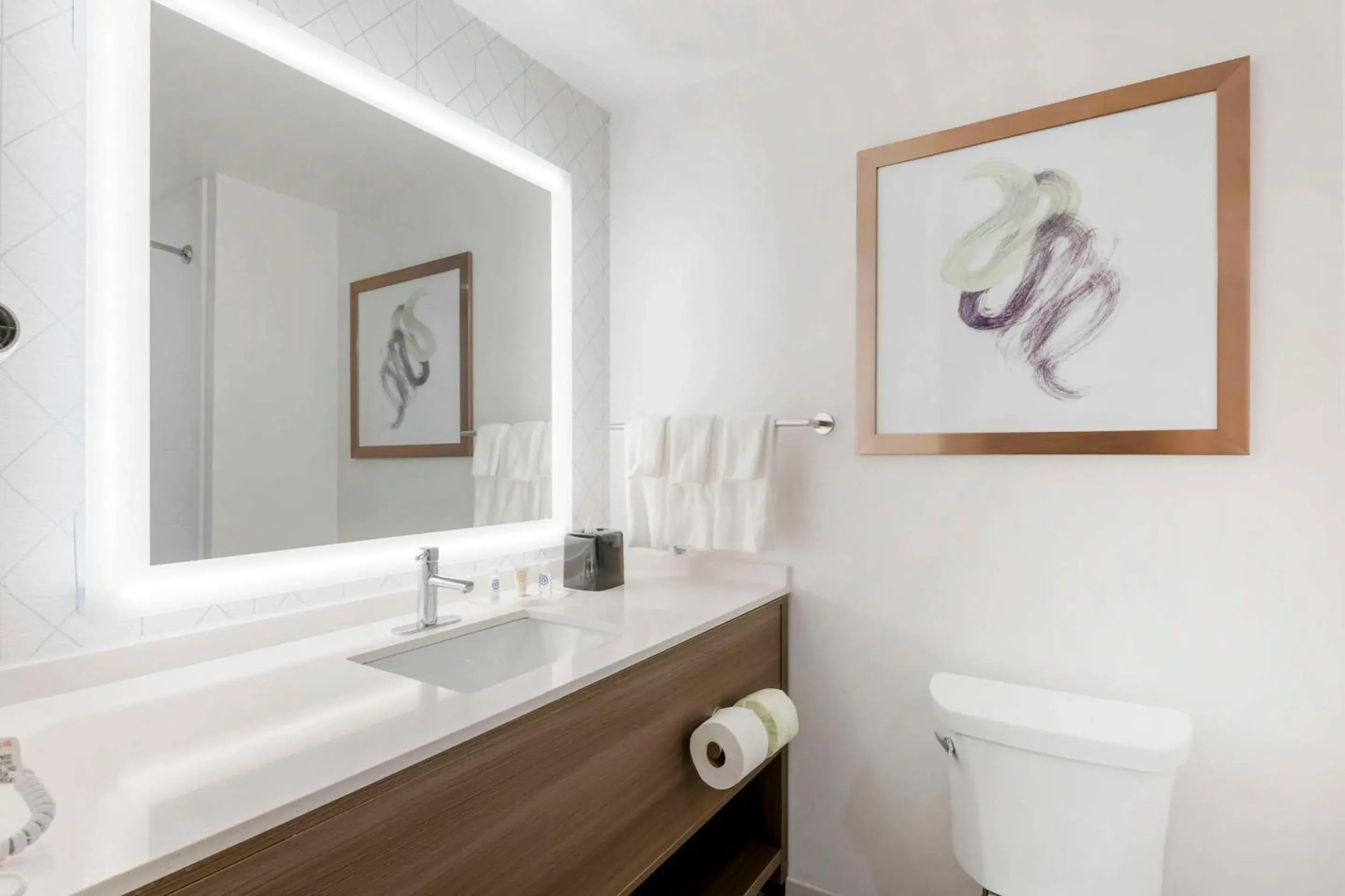 Bedroom in Comfort Suites St Augustine Historic District Area Bedroom in Comfort Suites St Augustine Historic District Area