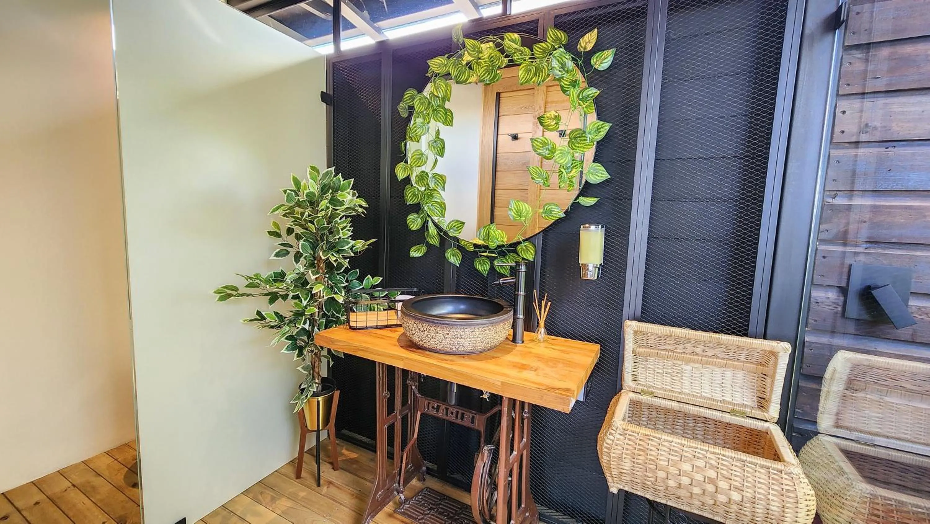 Bathroom in Cumbres Luxury Glamping