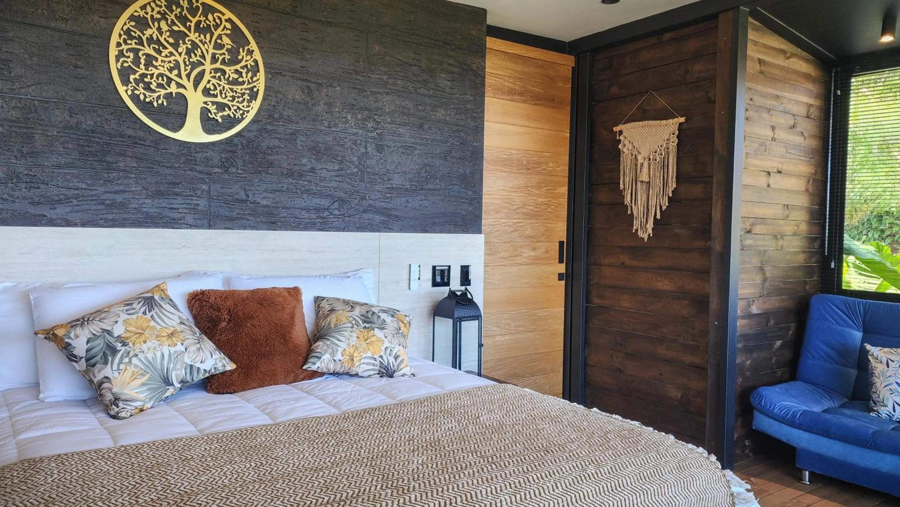 Bed in Cumbres Luxury Glamping