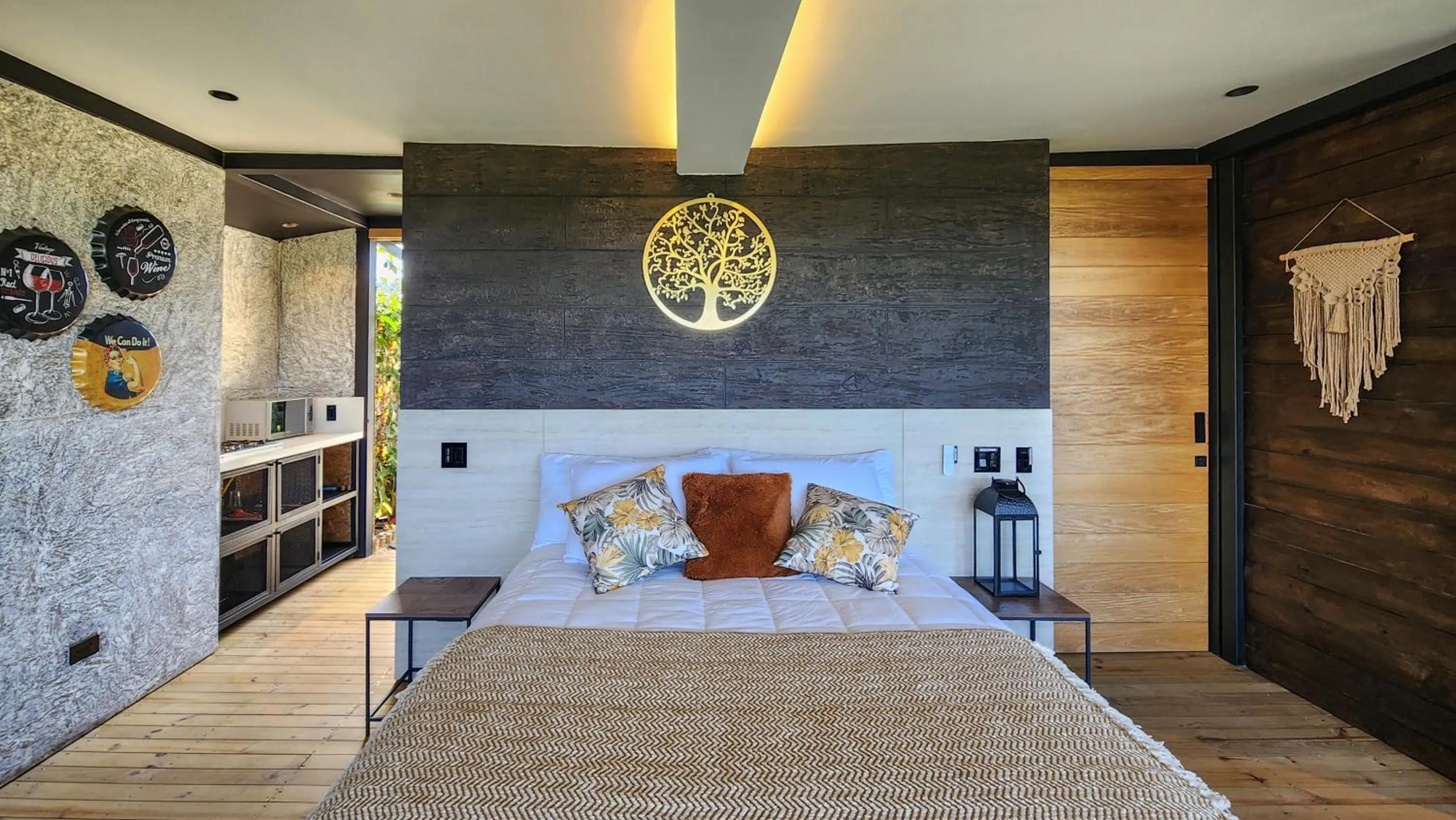 Bed in Cumbres Luxury Glamping