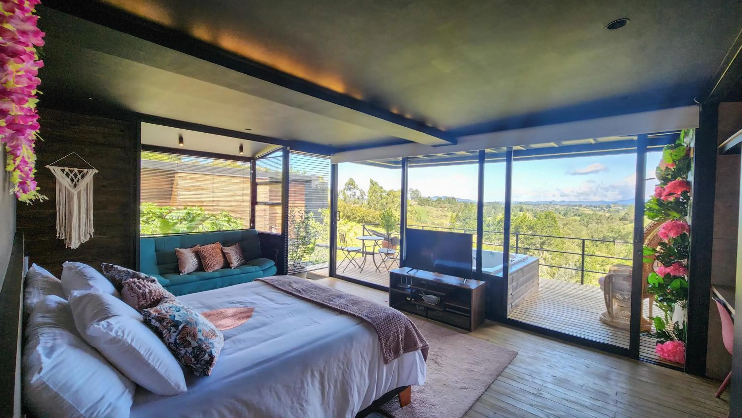 Mountain view, Bed in Cumbres Luxury Glamping