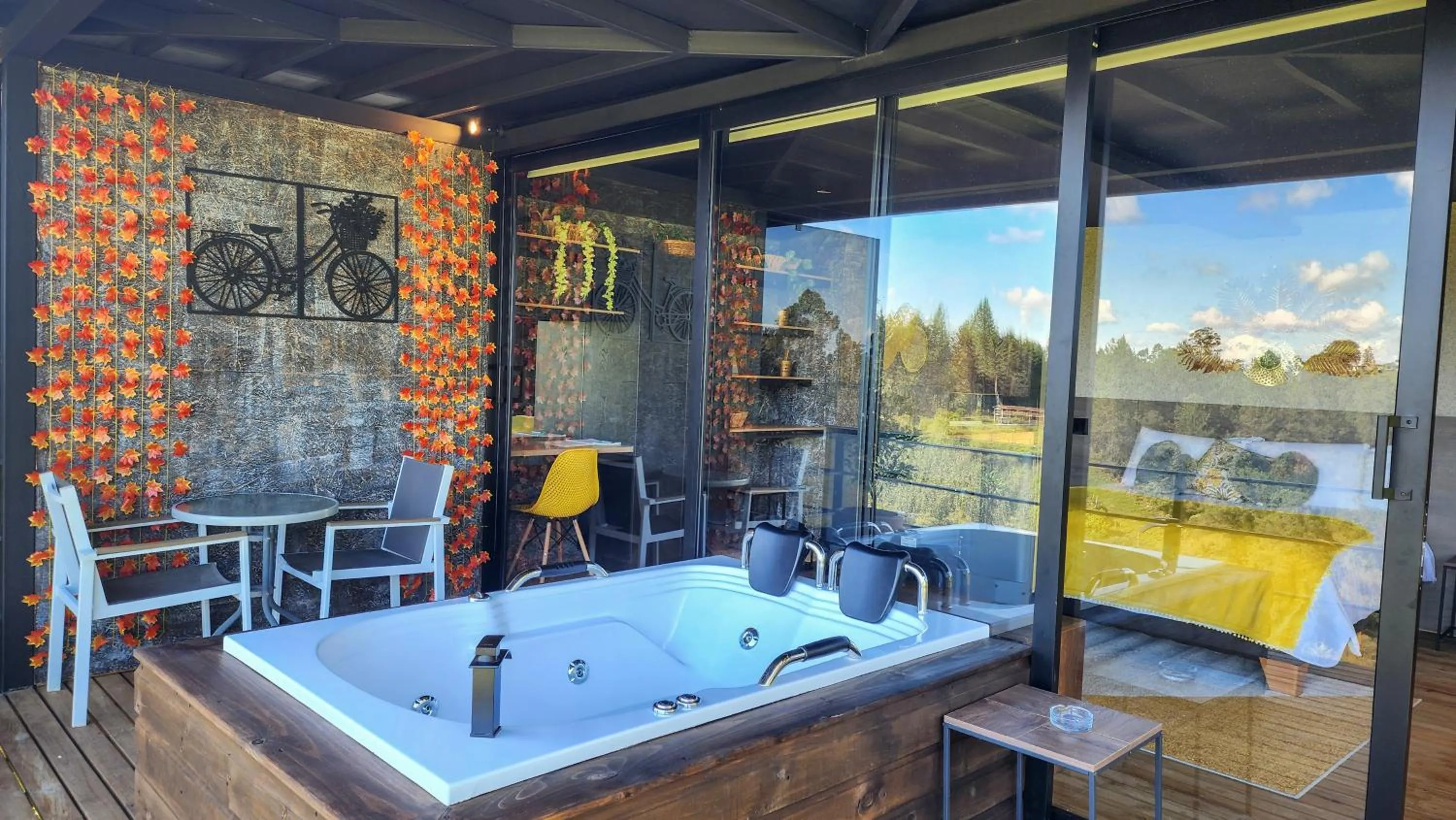 Hot Tub in Cumbres Luxury Glamping