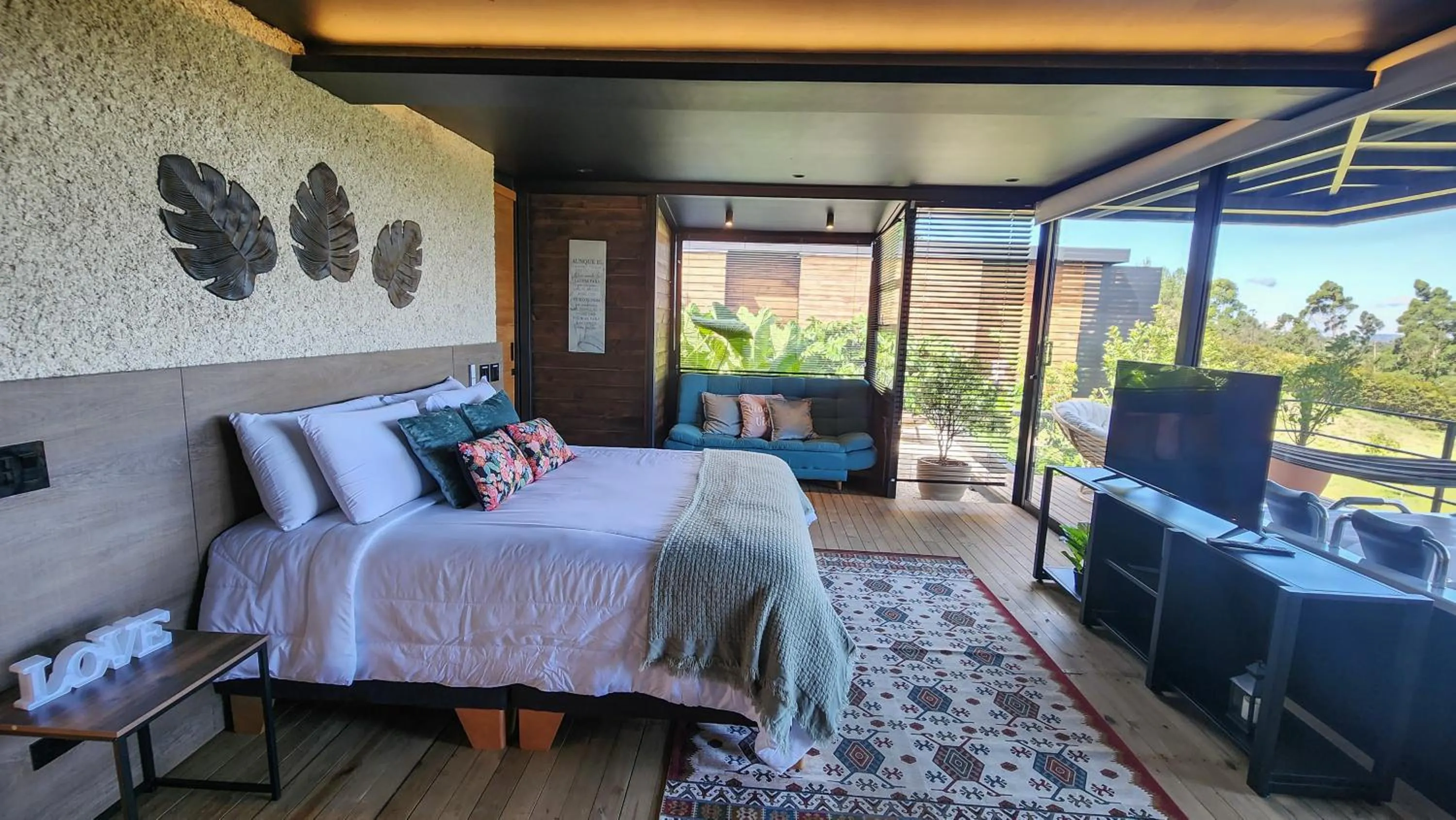 Bed in Cumbres Luxury Glamping