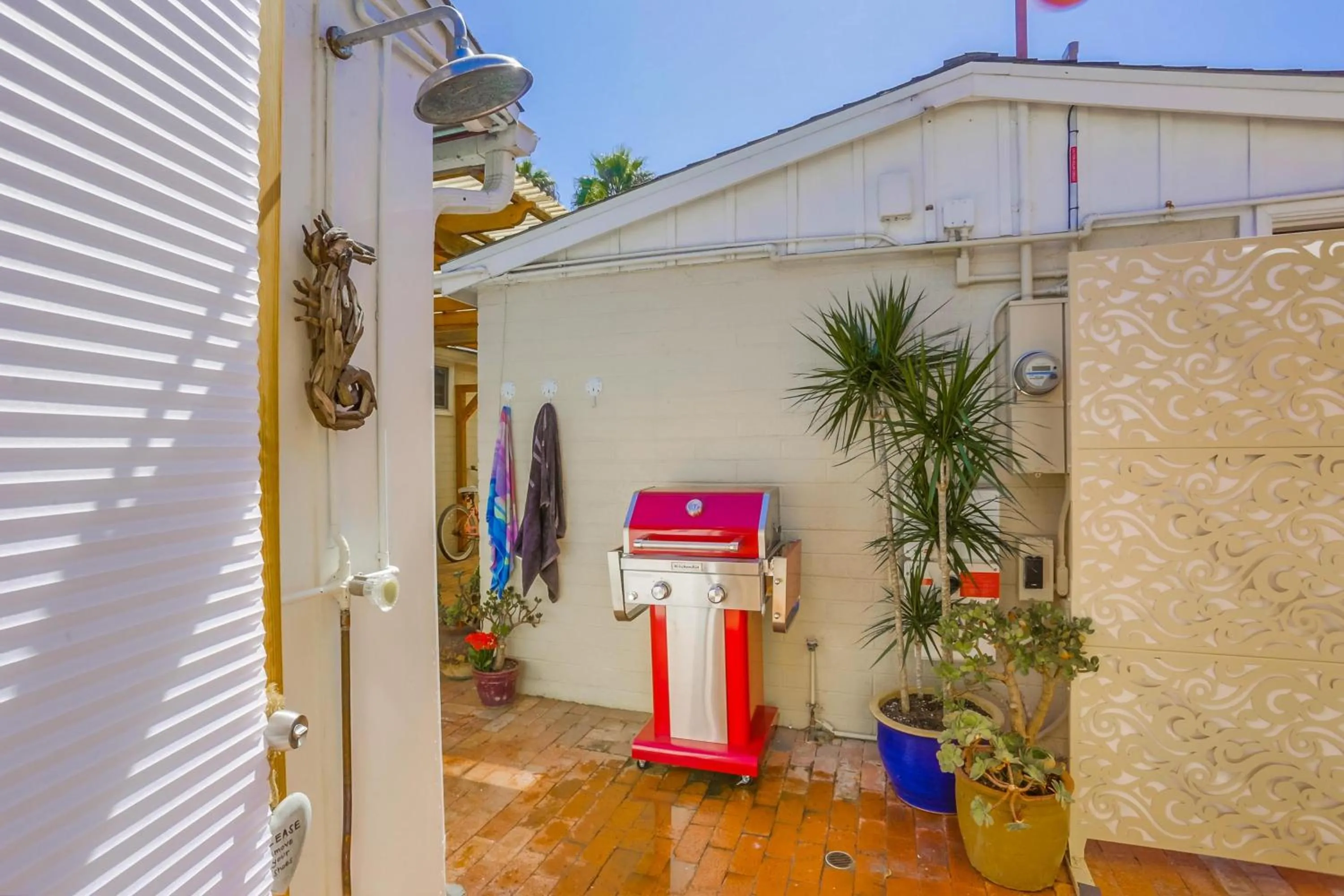 Surf and Sand Beach Bungalow