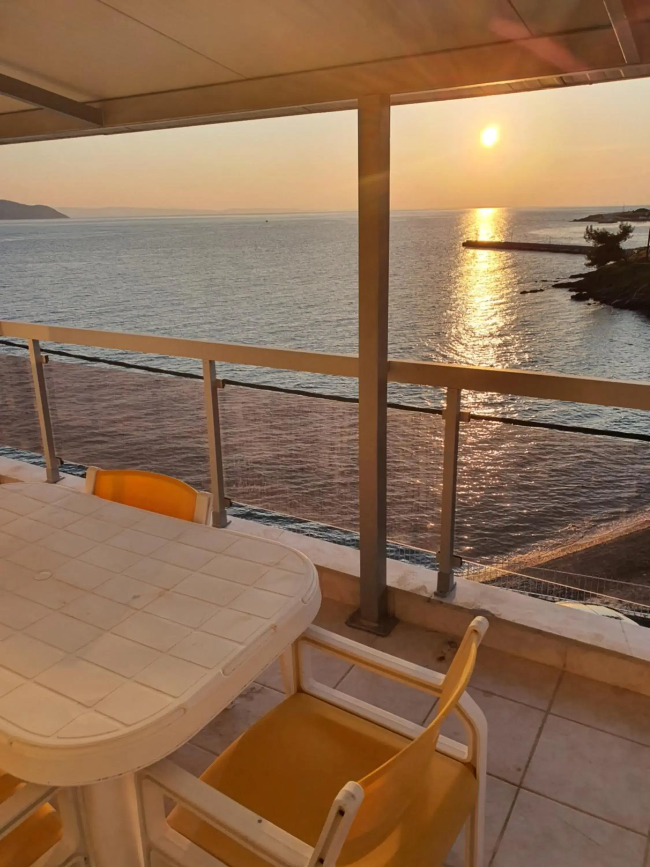 Sunset_apartments only 15 meters from the sea Sunset_apartments only 15 meters from the sea