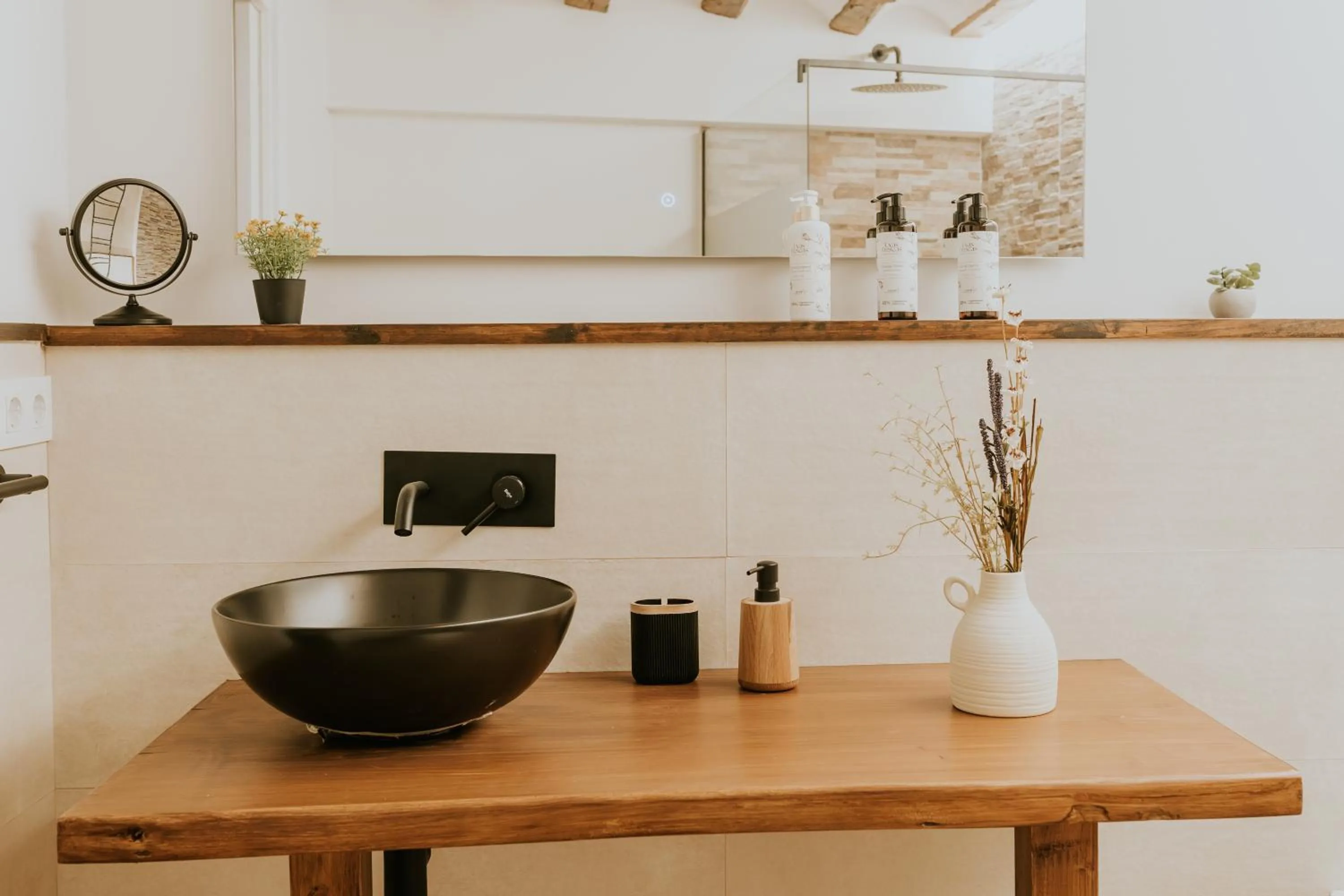 Bathroom in Puracepa - Urban Suites