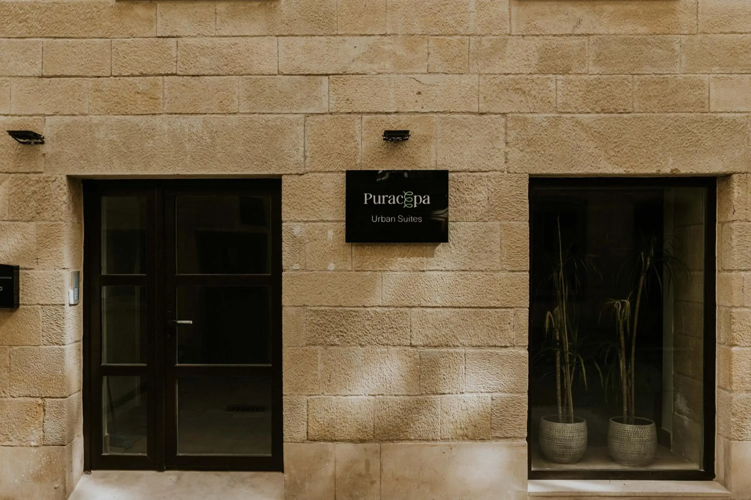 Facade/entrance in Puracepa - Urban Suites Facade/entrance in Puracepa - Urban Suites