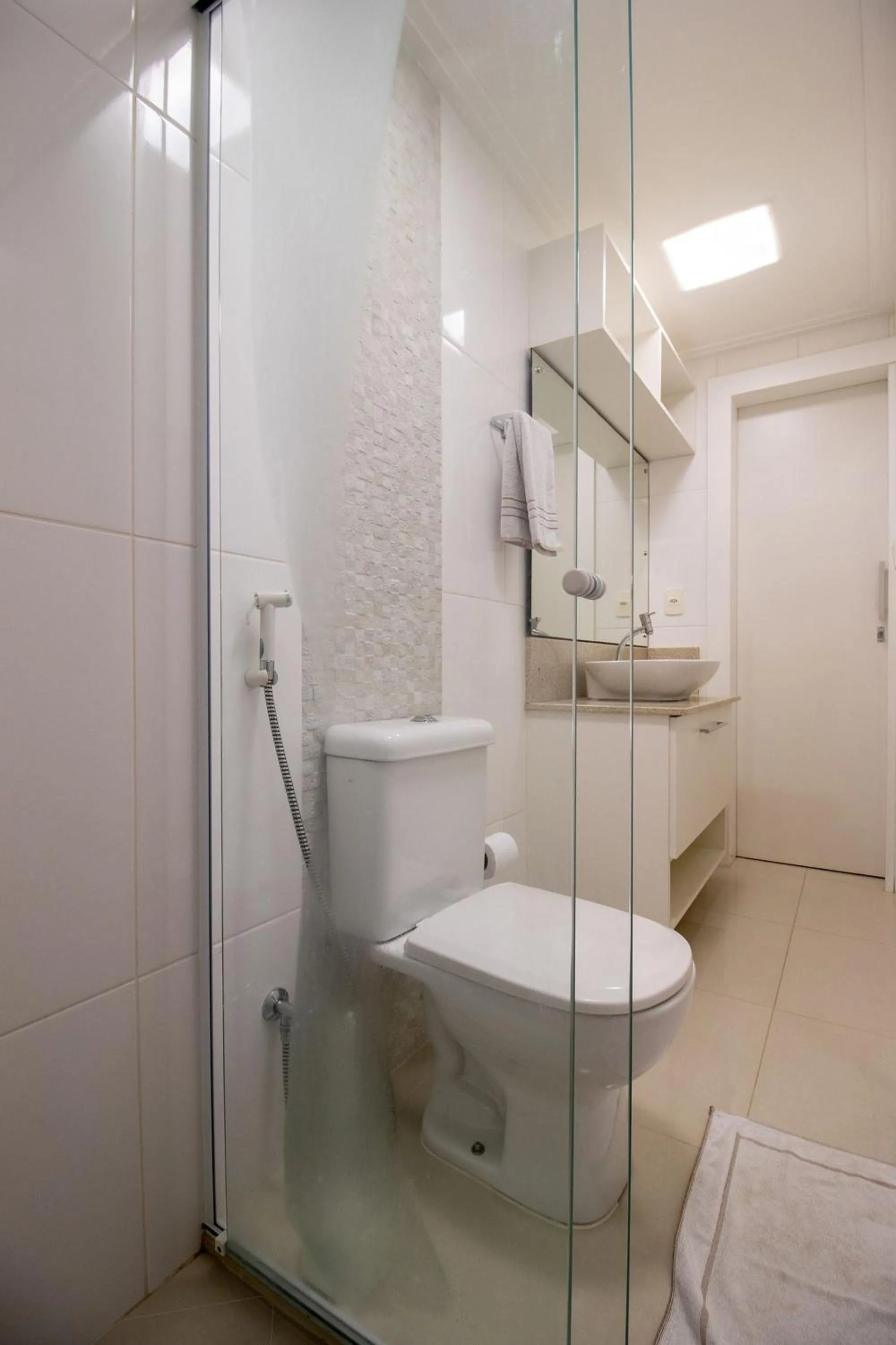 Toilet in PRG12 - Linda Vista, Climatizado, 10º andar, Wi-Fi