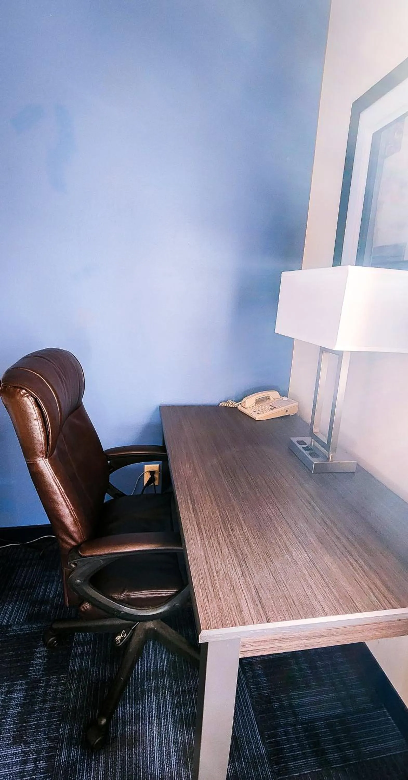 Seating area in Helena Inn - Airport