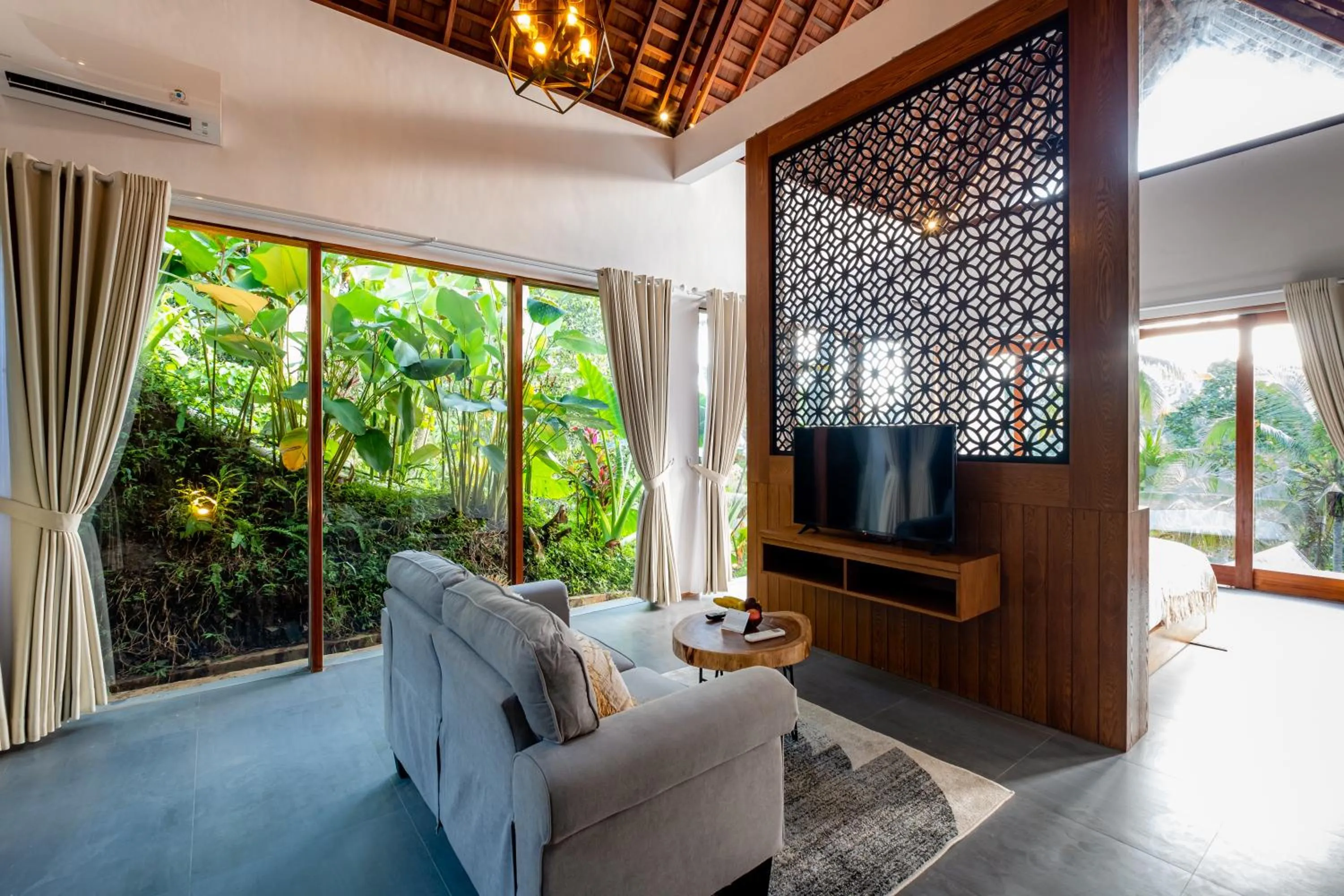 TV and multimedia in LeRosa Valley Resort