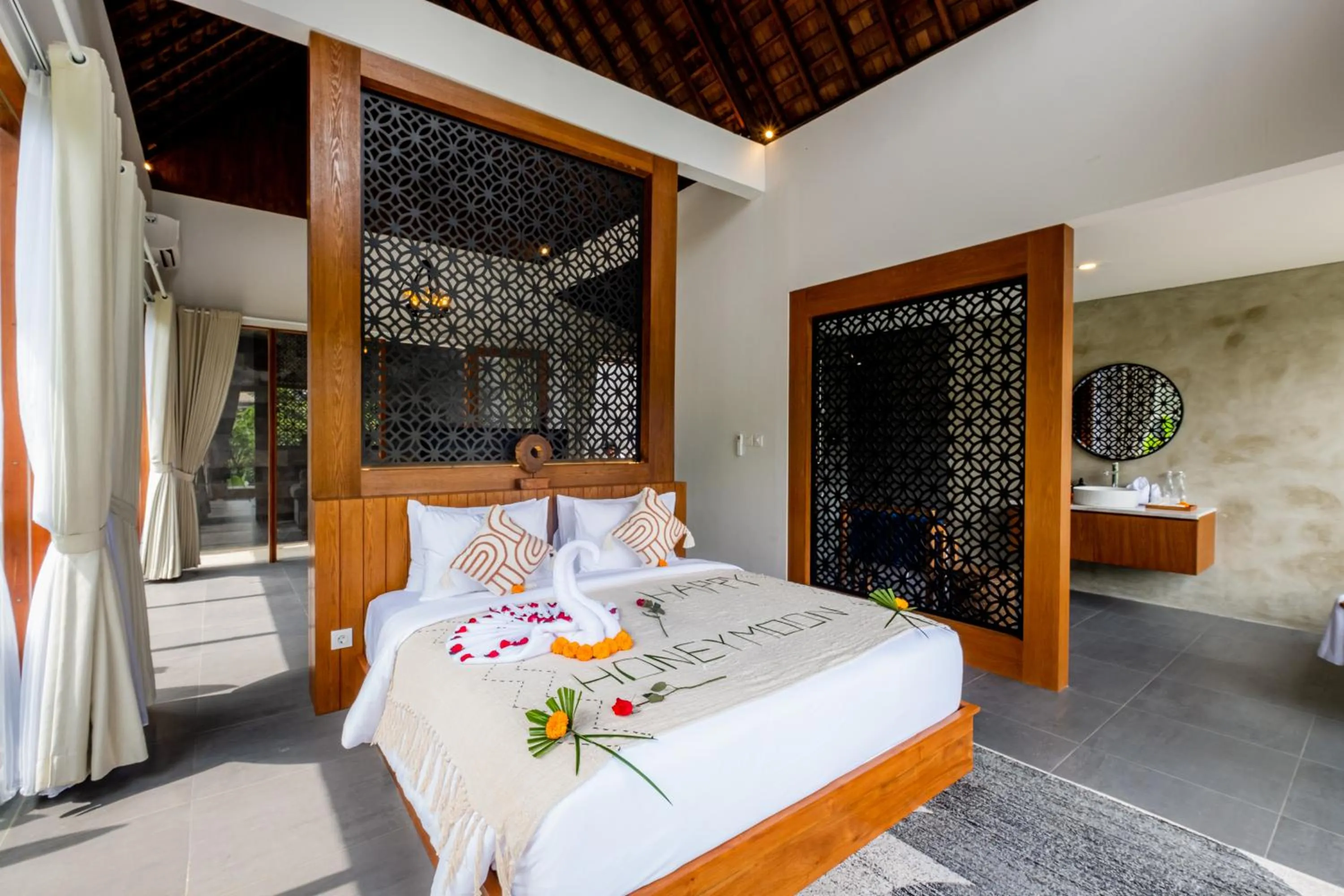 Bedroom, Bed in LeRosa Valley Resort