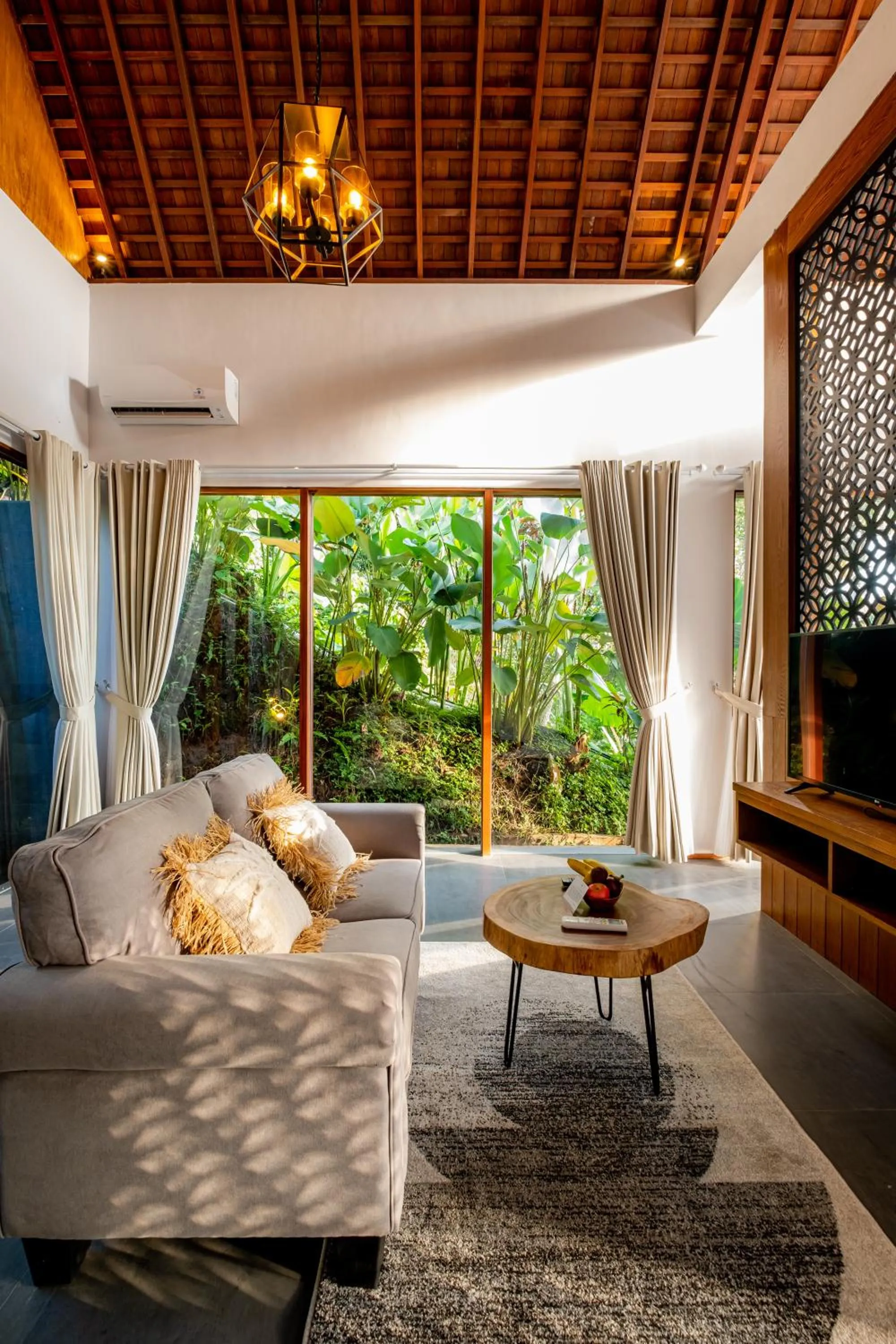 TV and multimedia in LeRosa Valley Resort