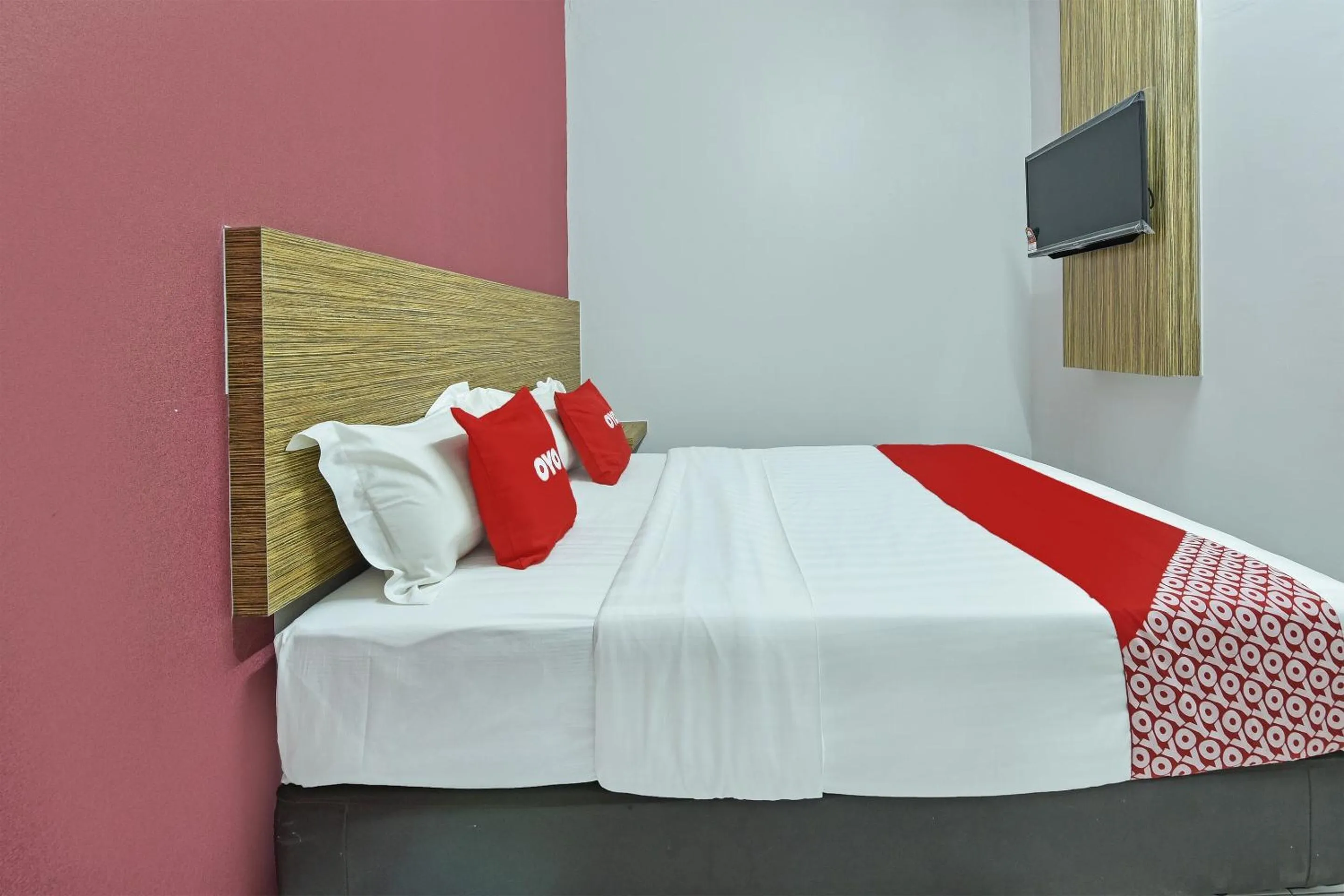 Bedroom, Bed in Hotel O Ezzyhome Johor Jaya