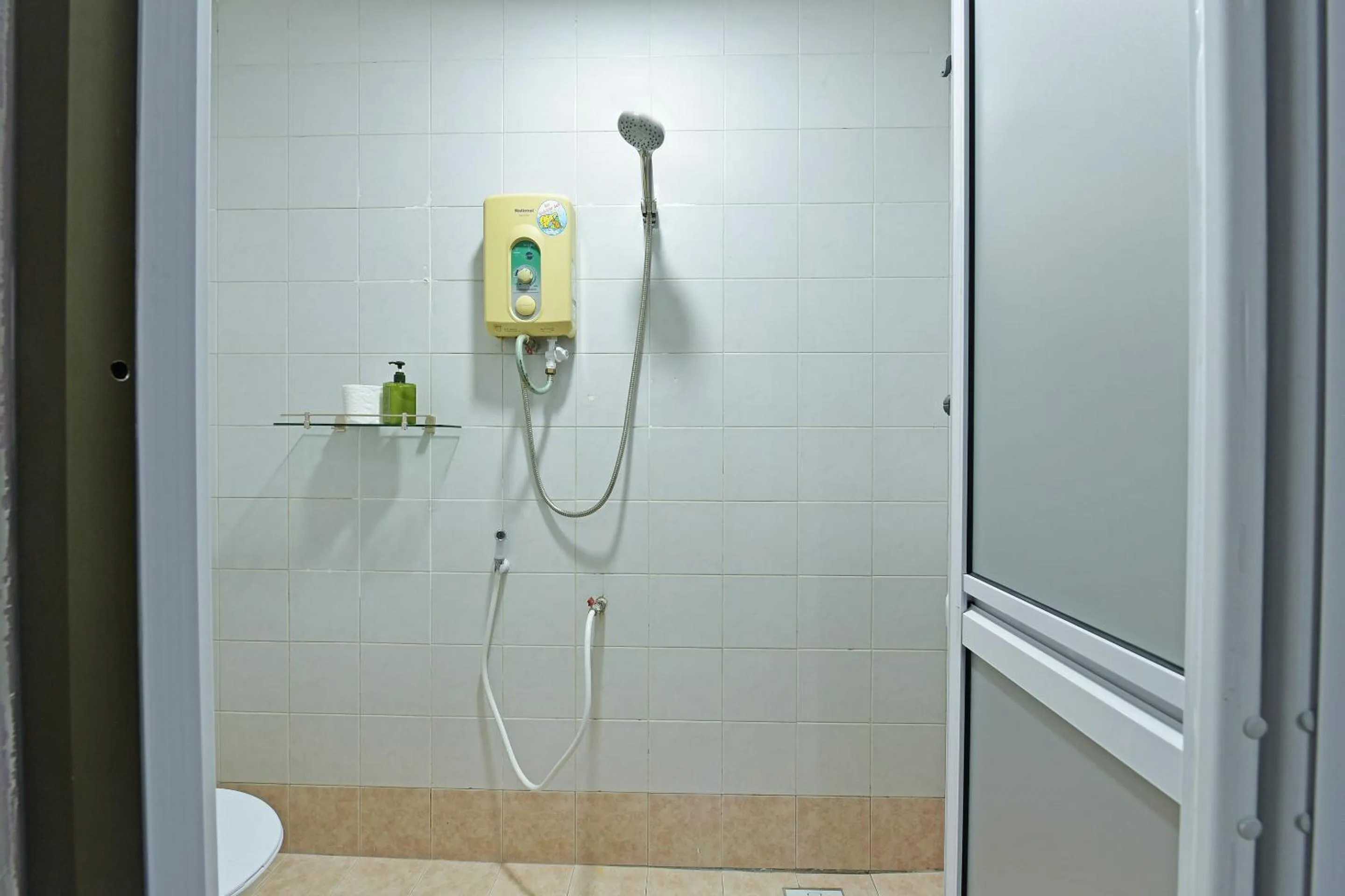 Bathroom in Hotel O Ezzyhome Johor Jaya