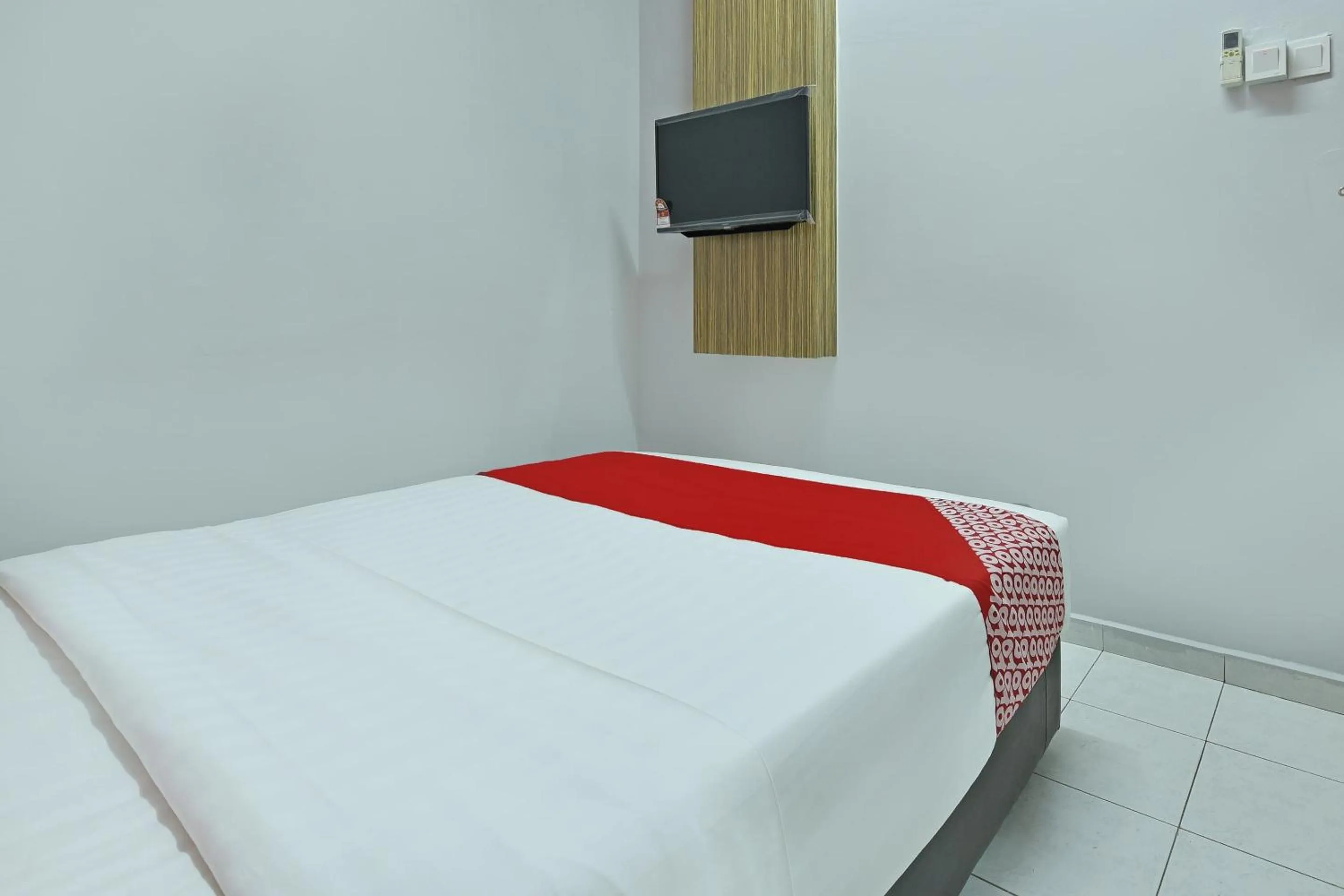 Bedroom, Bed in Hotel O Ezzyhome Johor Jaya