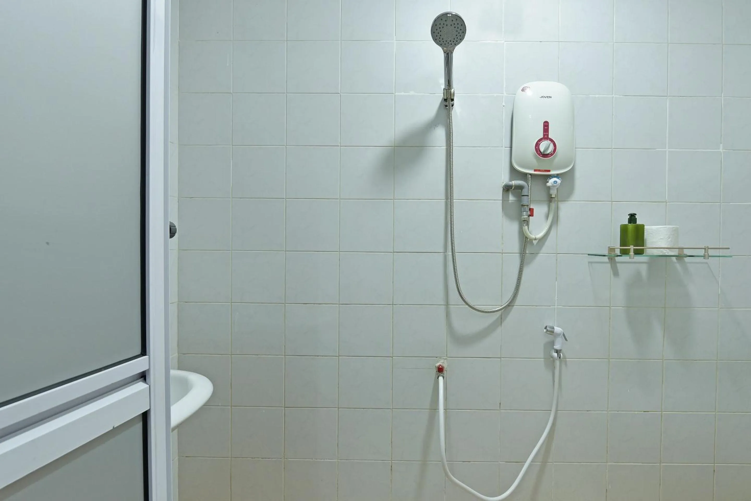 Bathroom in Hotel O Ezzyhome Johor Jaya