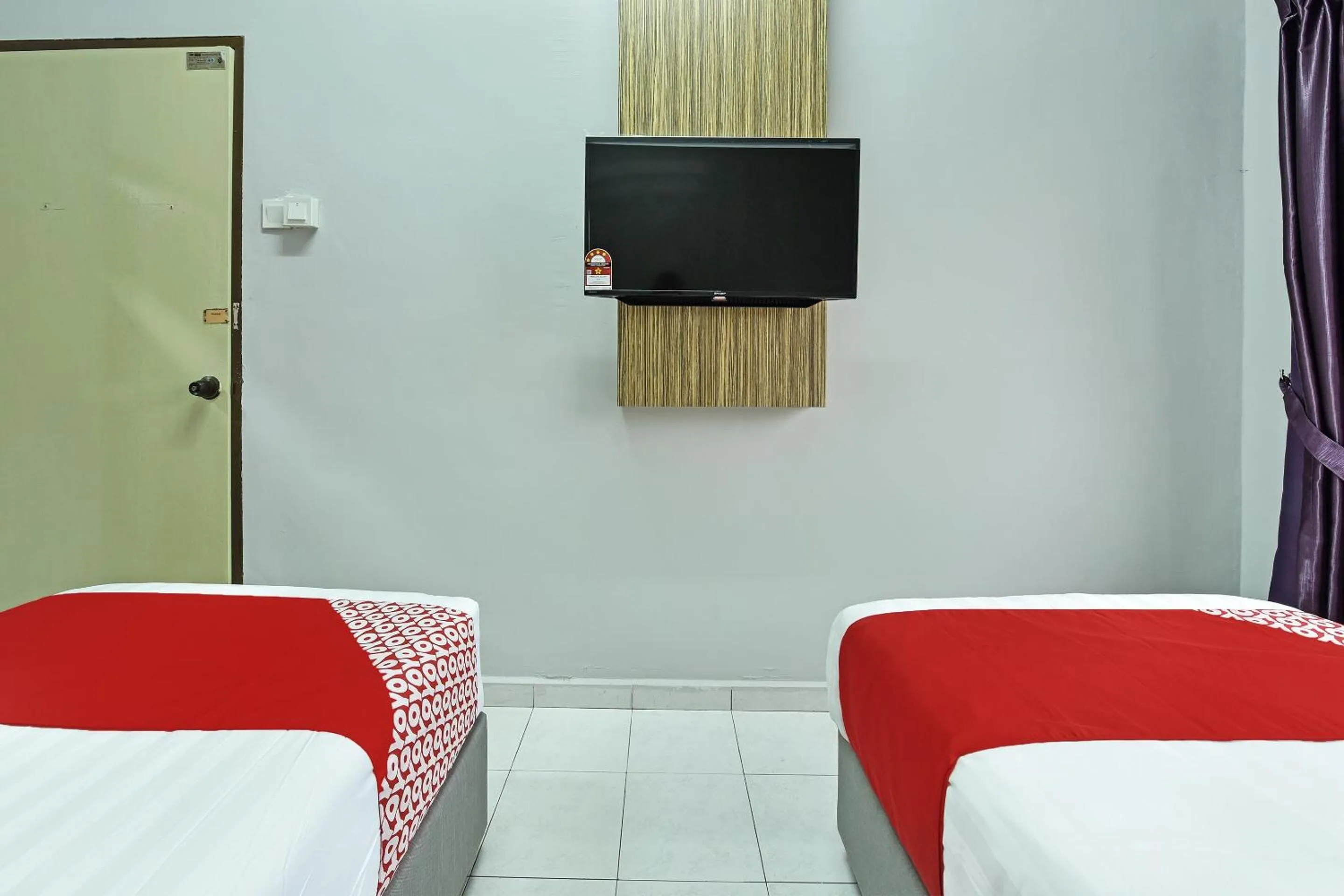 Bedroom, Bed in Hotel O Ezzyhome Johor Jaya