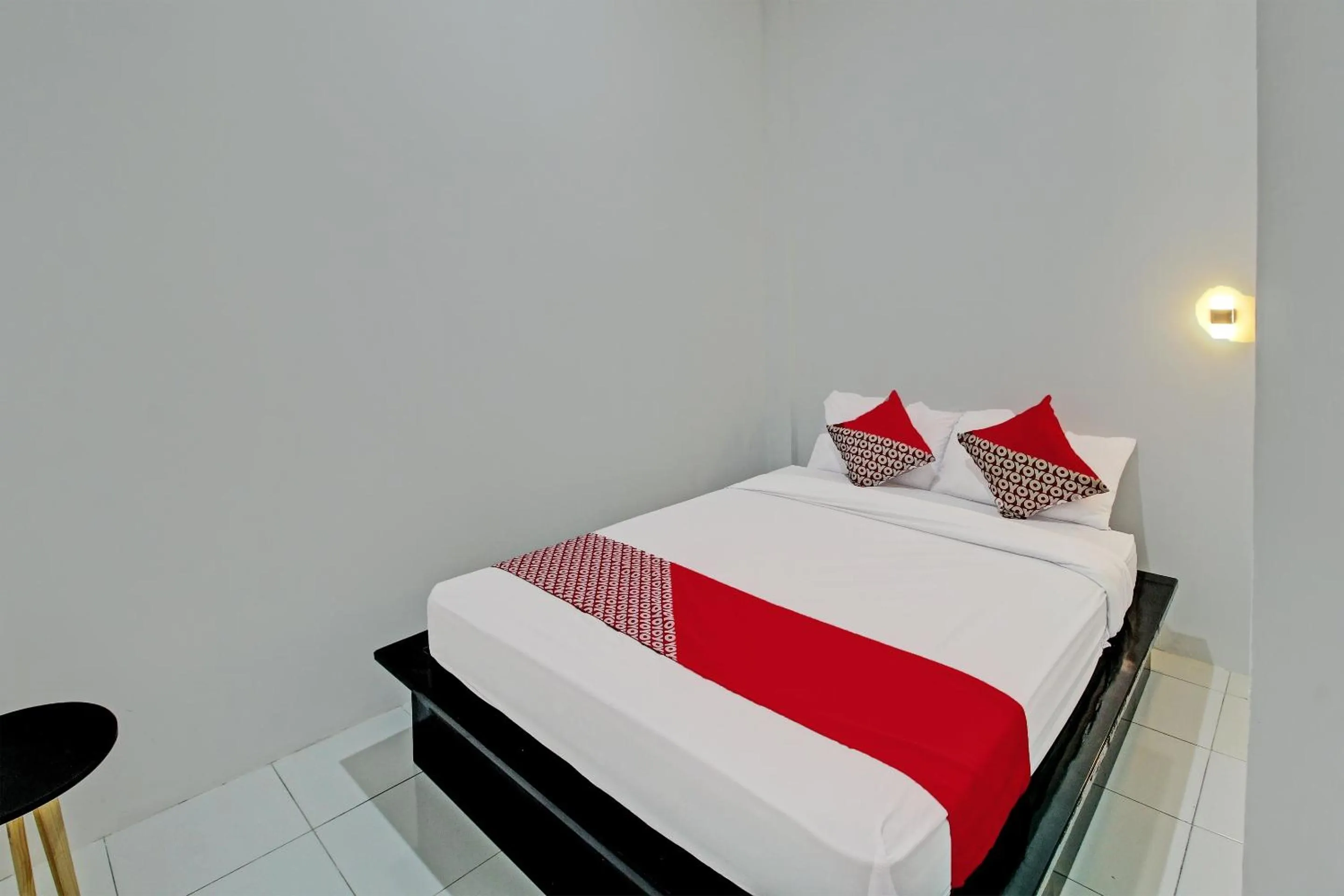 Bedroom, Bed in Hotel O Sirih Gading Family Guest House