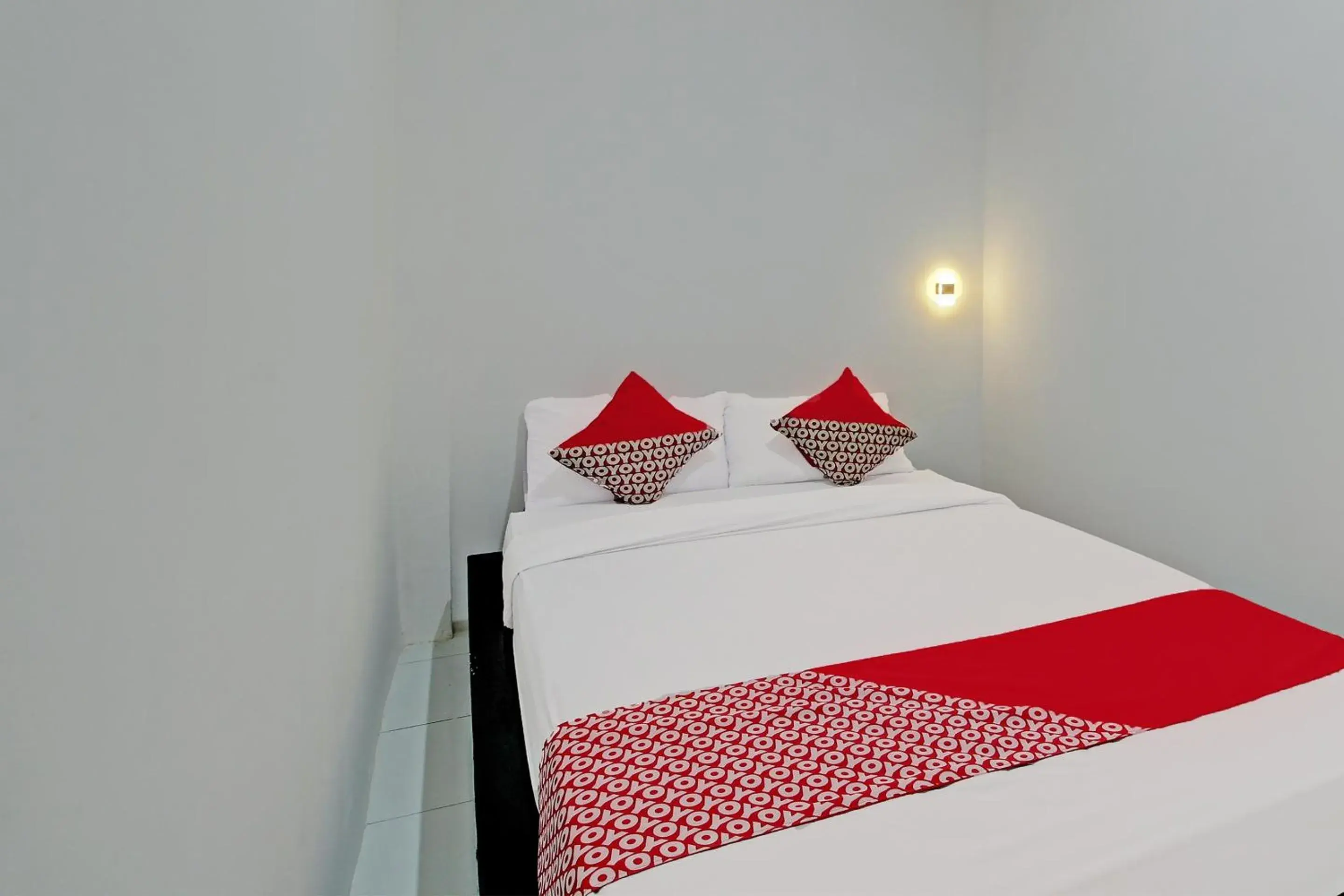 Bedroom, Bed in Hotel O Sirih Gading Family Guest House Bedroom, Bed in Hotel O Sirih Gading Family Guest House