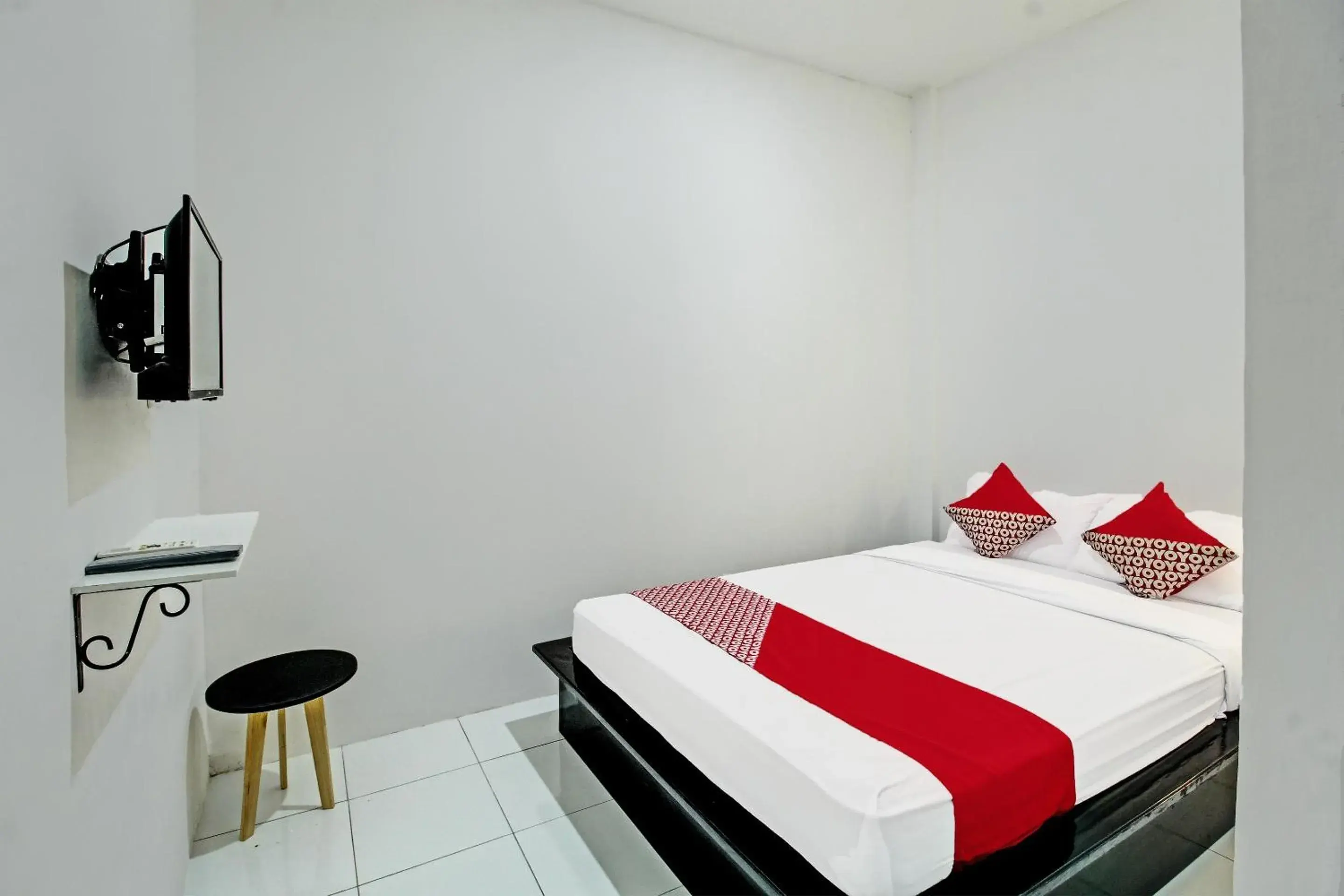 Bedroom, Bed in Hotel O Sirih Gading Family Guest House Bedroom, Bed in Hotel O Sirih Gading Family Guest House